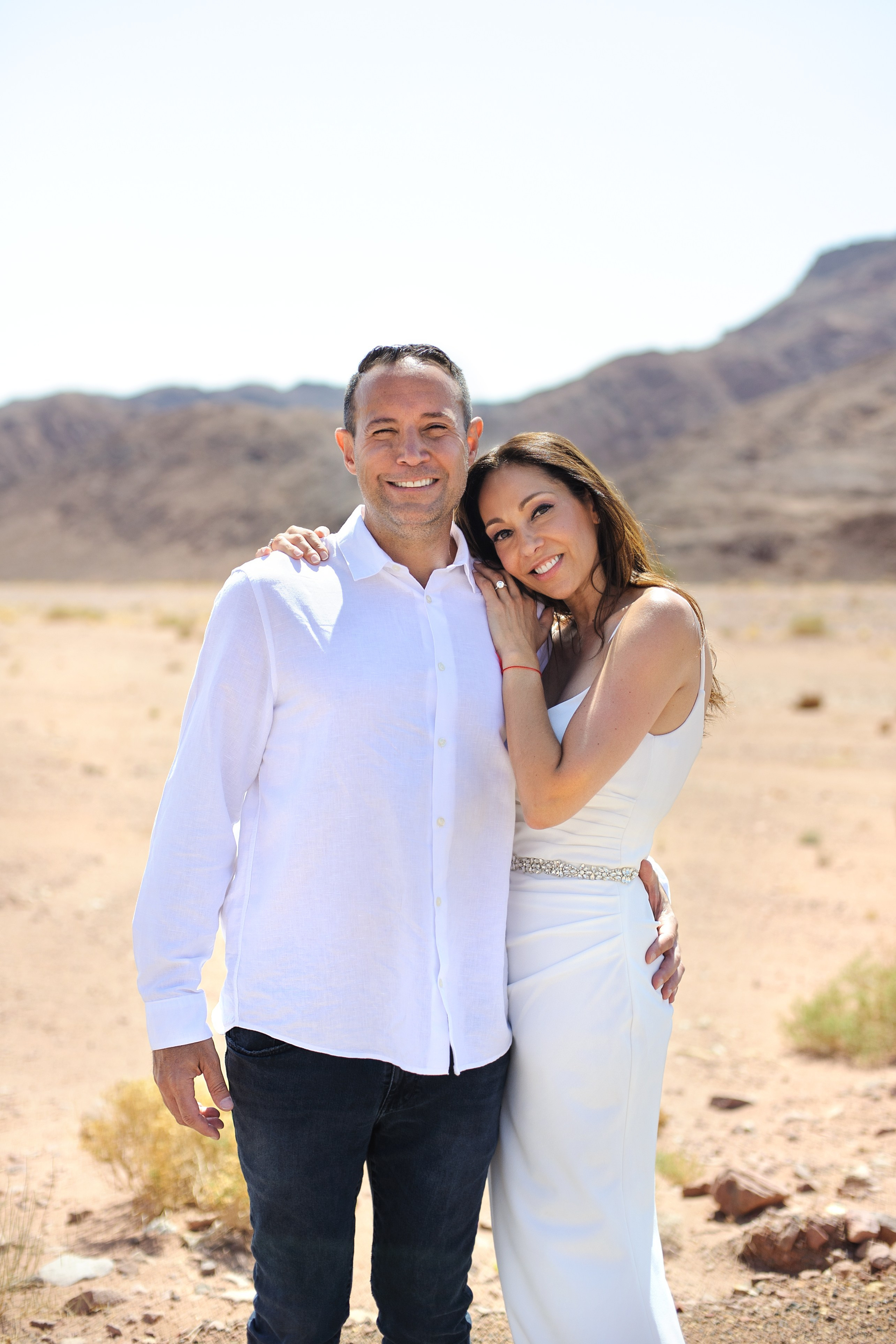 Wedding in the Timna park for Guy & Jodie. Family children pregnancy love stories photographer in Eilat Israel Olga Amchislavsky