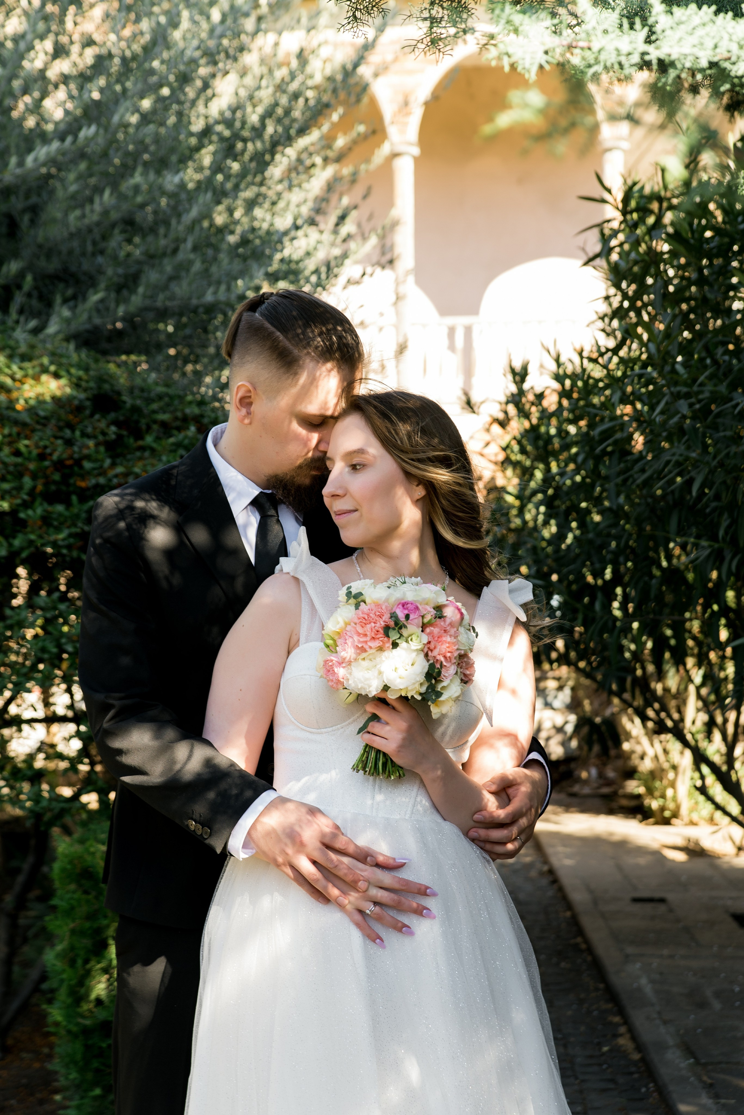 Свадебный фотограф Лара Татосян. Портфолио фотографа в Грузии, Армении и ОАЭ. Свадебные фотографы в Грузии, Армении. Макс Коваленко и Лара Татосян. Свадебный видеограф