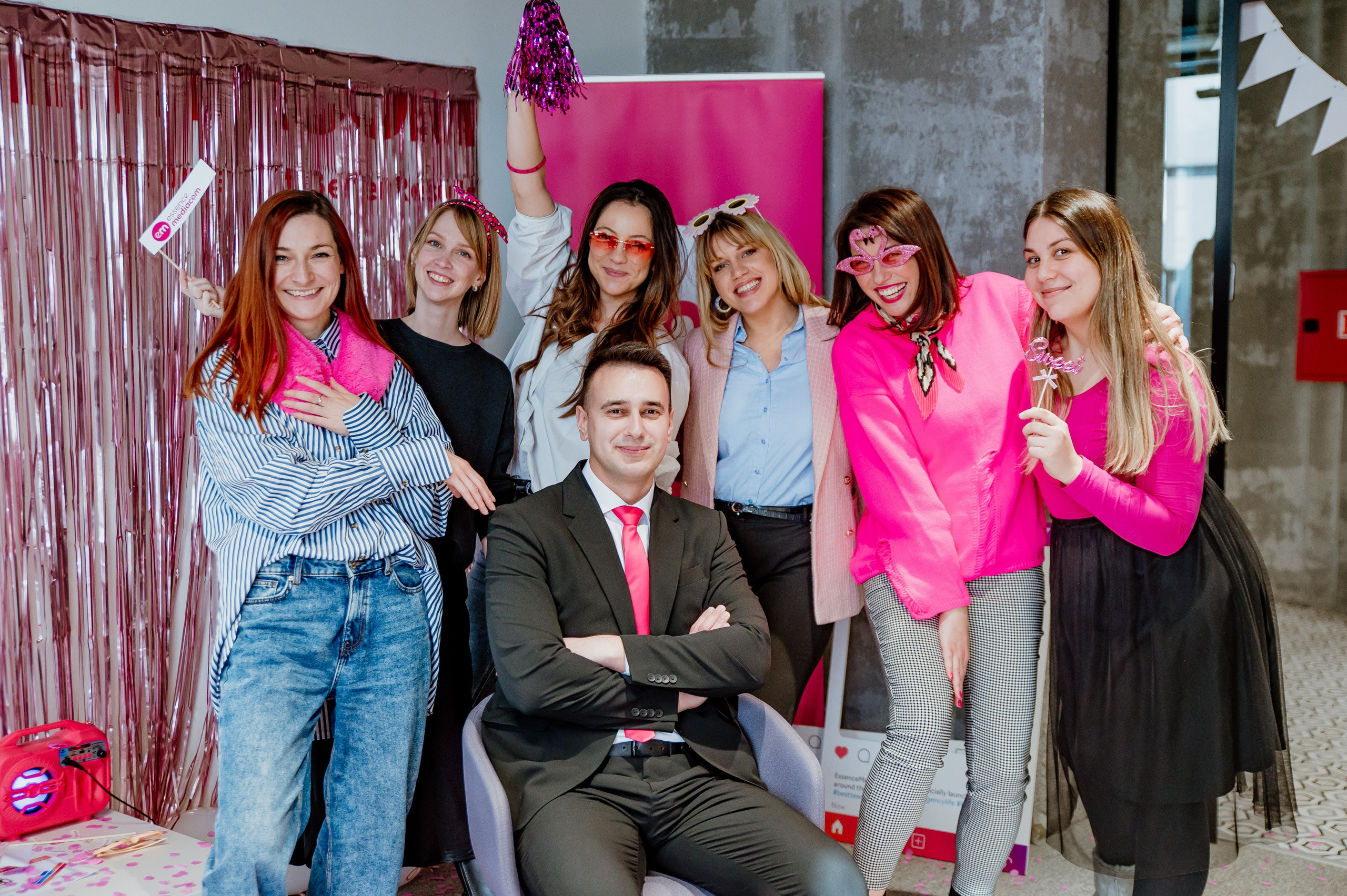 Corporate teambuilding photoshoot. Bojana Žuža, photographer in Belgrade, Serbia