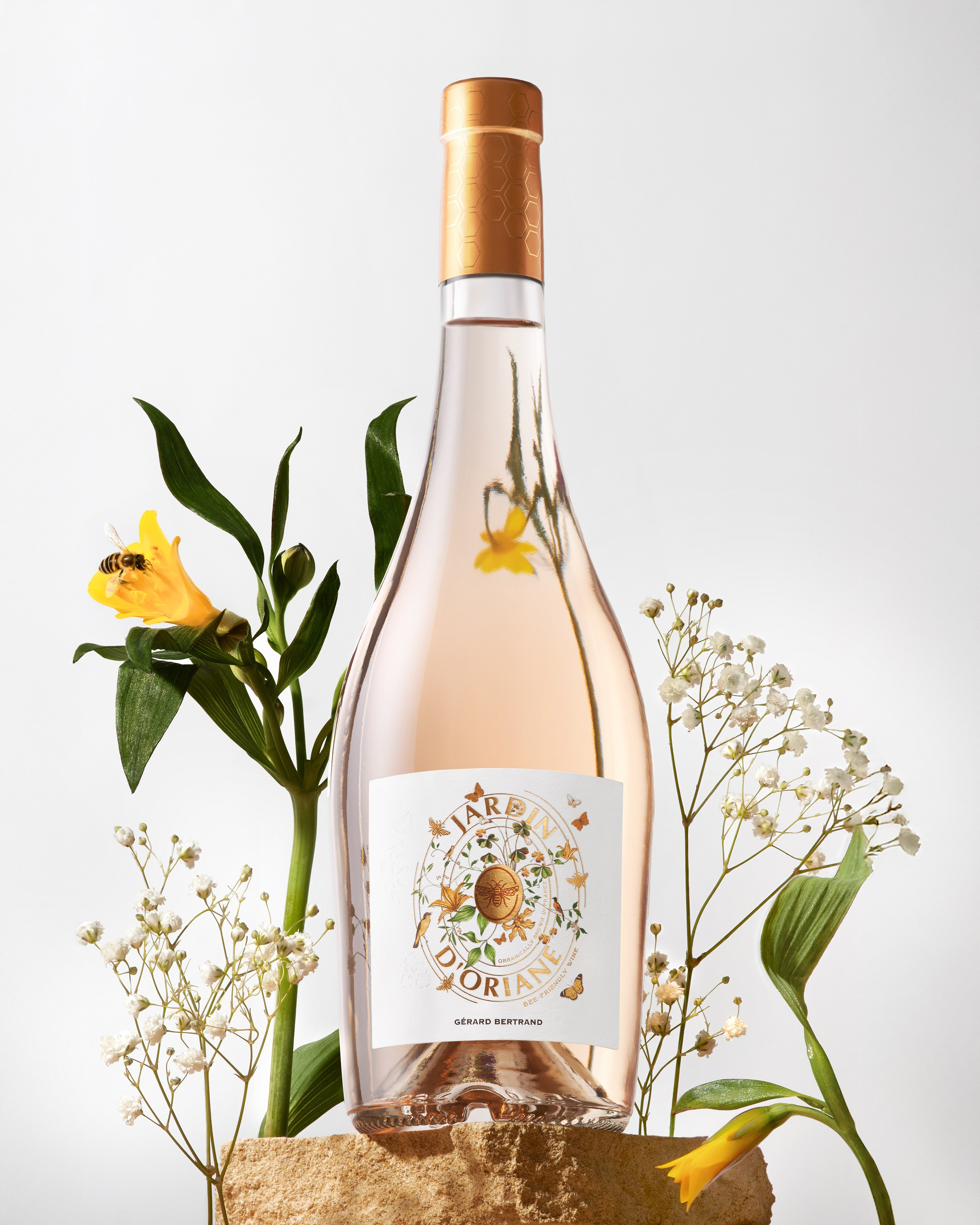 Professionelle Produktfotografie für Onlinehändler, Amazon Seller & E-Commerce. Daria Medved e-commerce Produktfotografin, Amazonfotografin in Hamburg