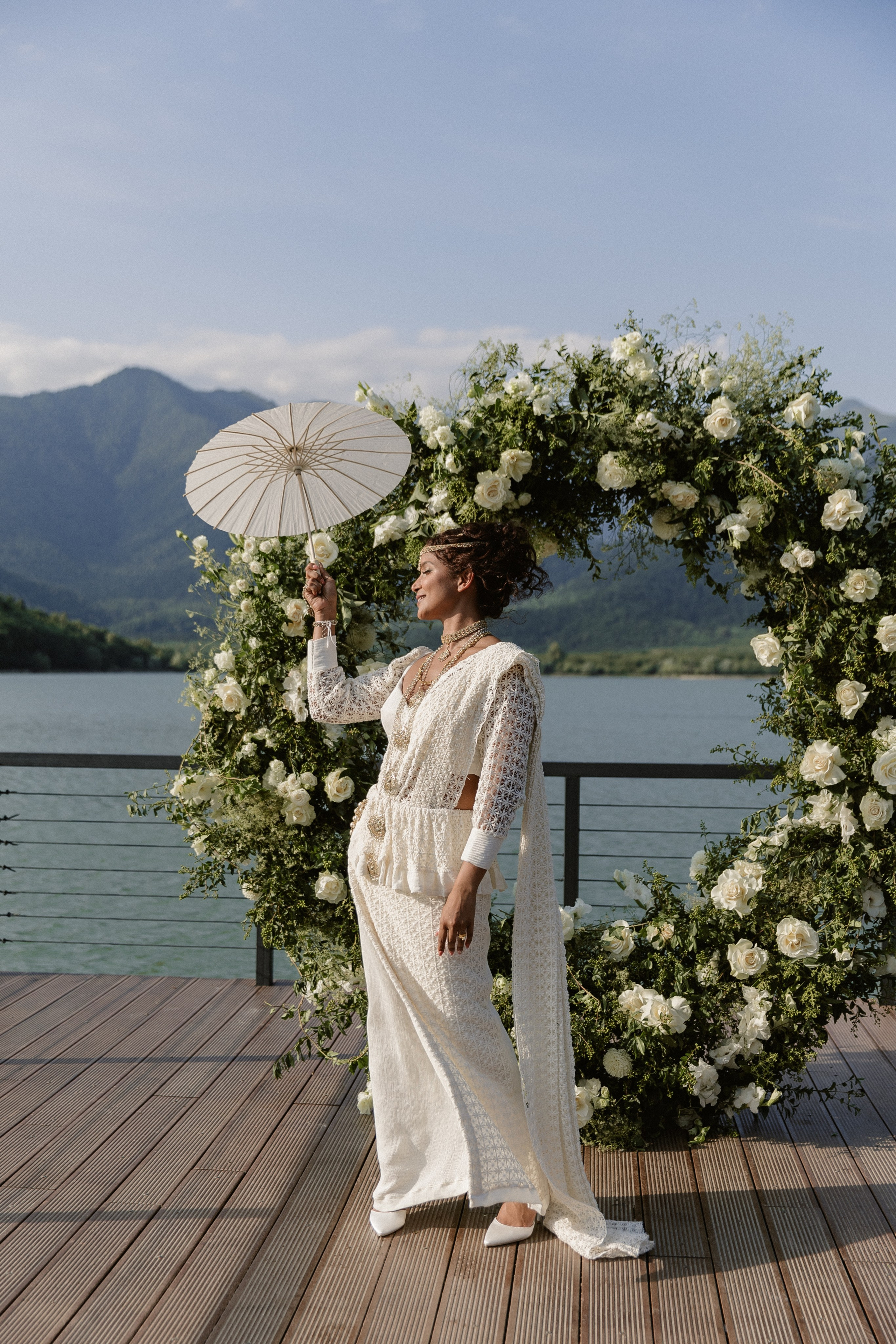 Thesakaya and Kevin. Photographer Anna Nazarenko