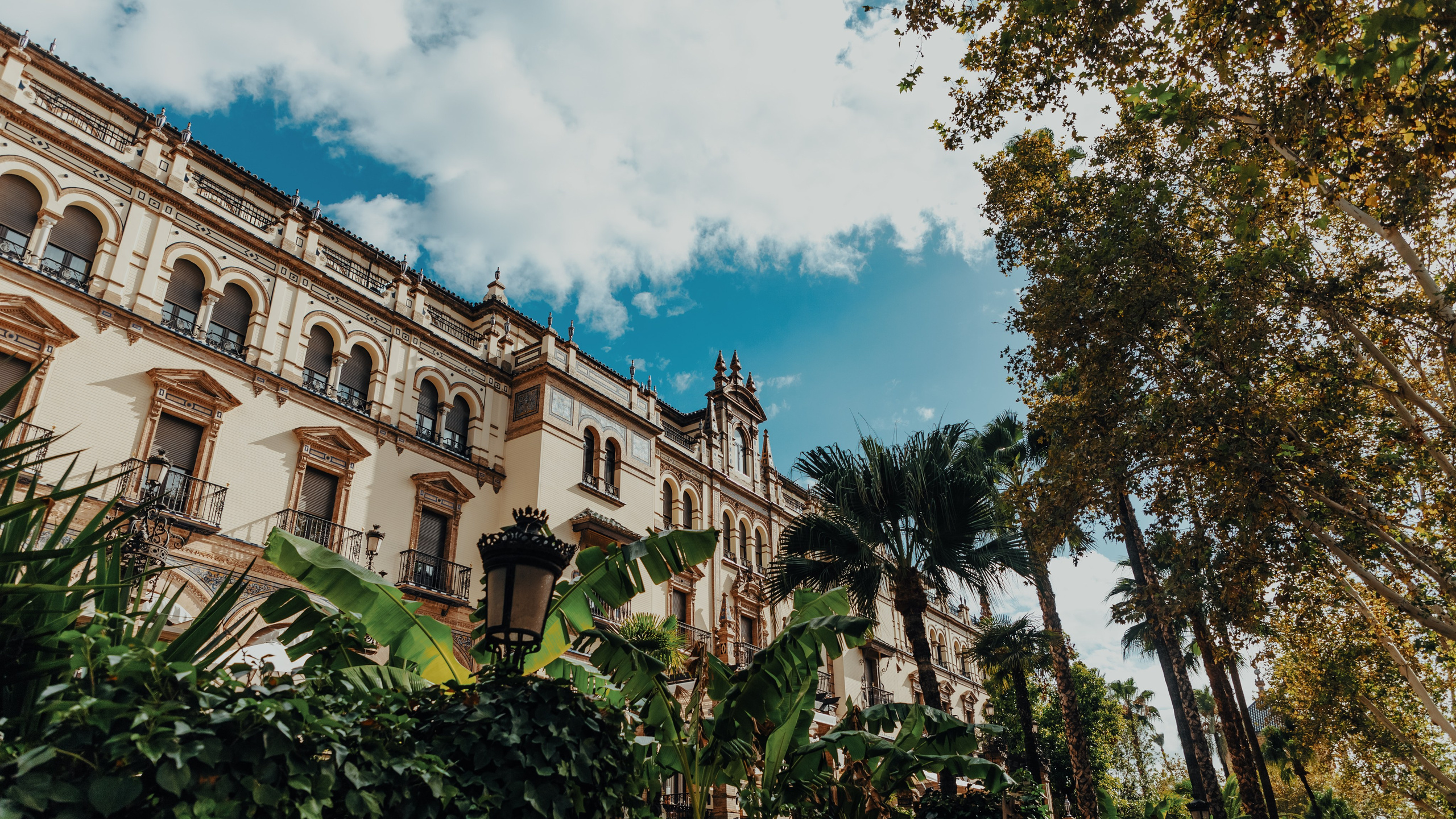 Travel & Street. Mario Jelikic Photography