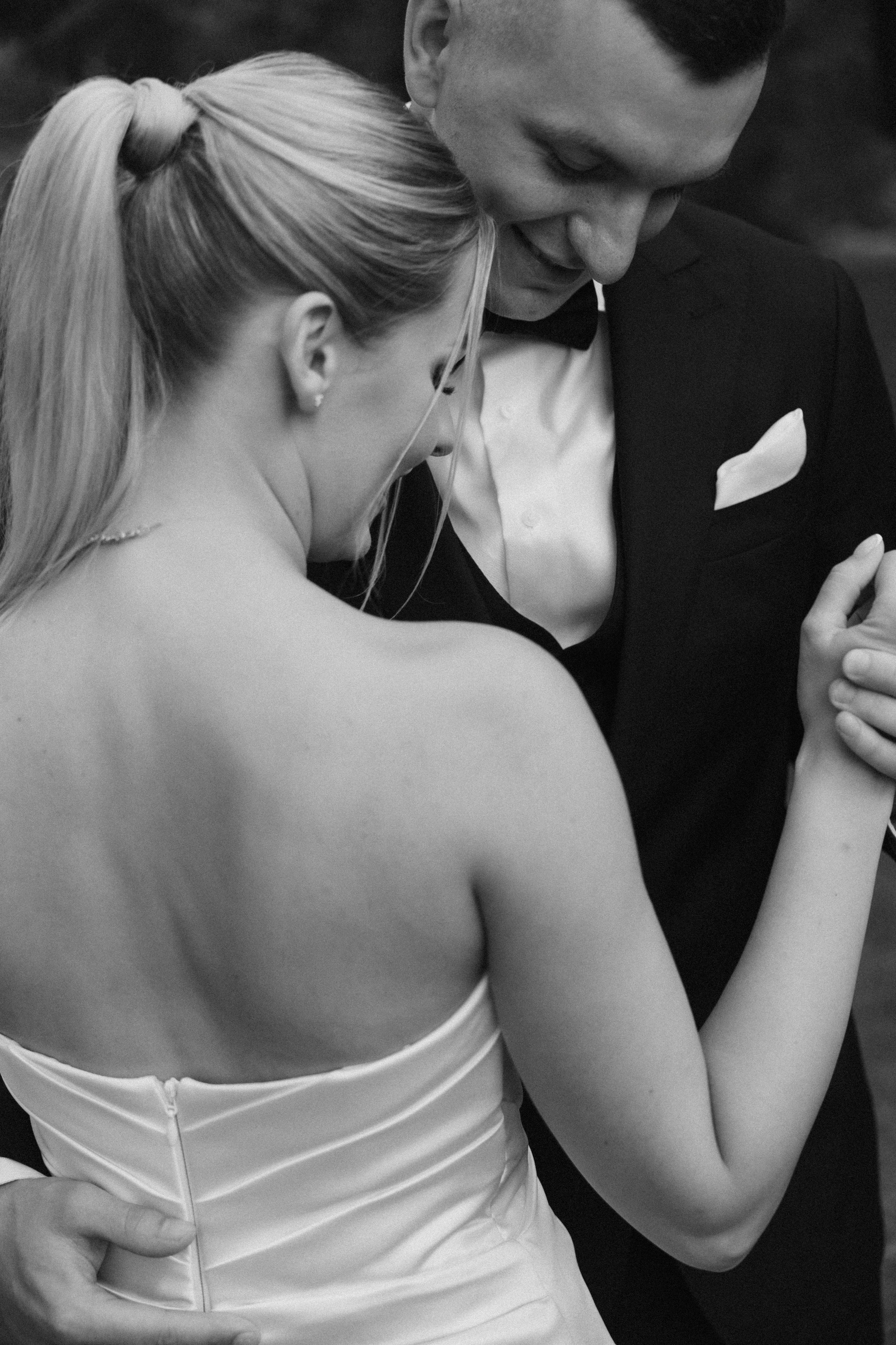 Ieva ir Martynas | Vestuvės Kauno botanikos sode. Vestuvių ir šeimų fotografė Lena Bondarenko / belove photo