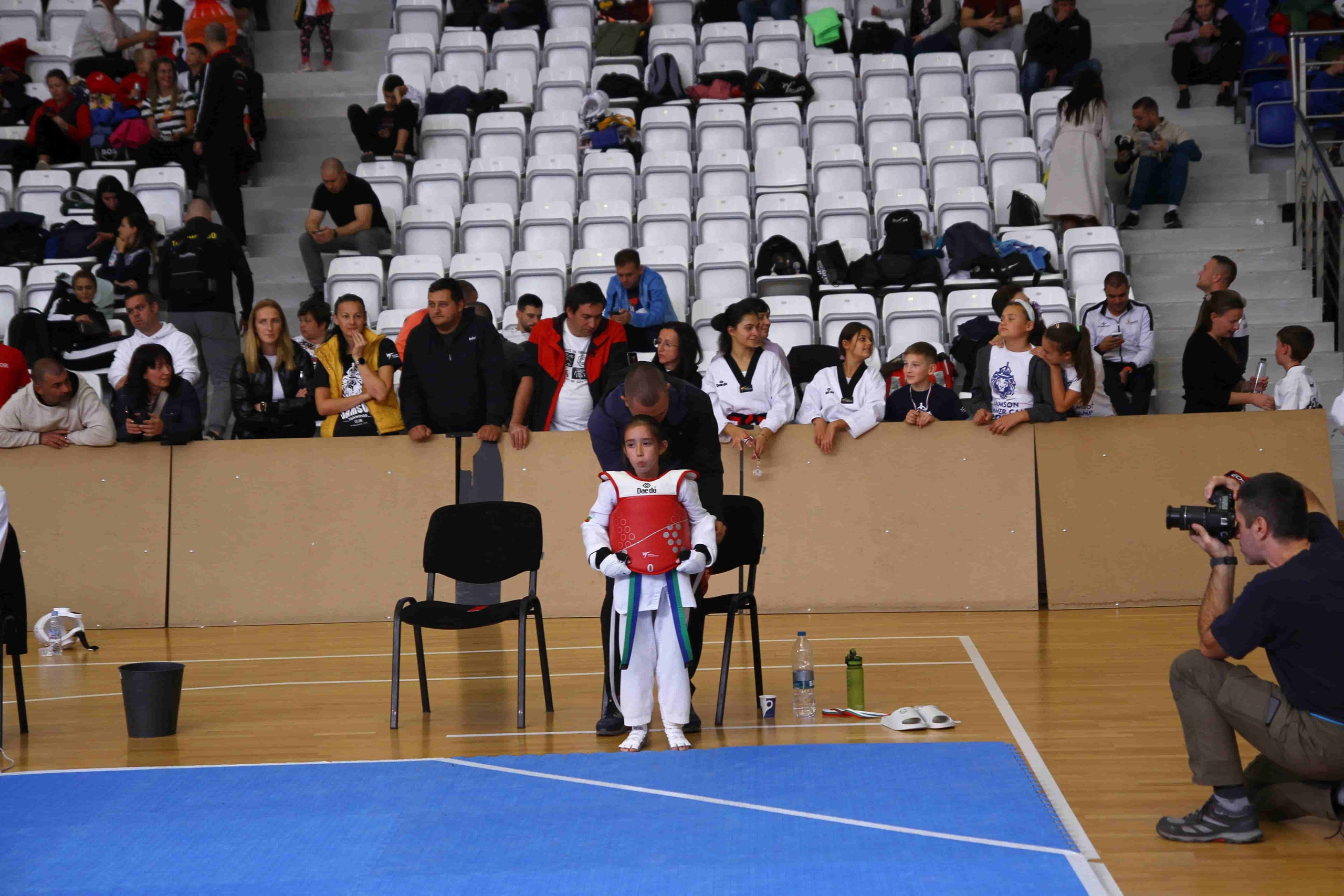 PhotoAdrenaline.com - За нас. СПОРТНА ФОТОГРАФИЯ | ПОРТРЕТНА | РЕПОРТАЖНА