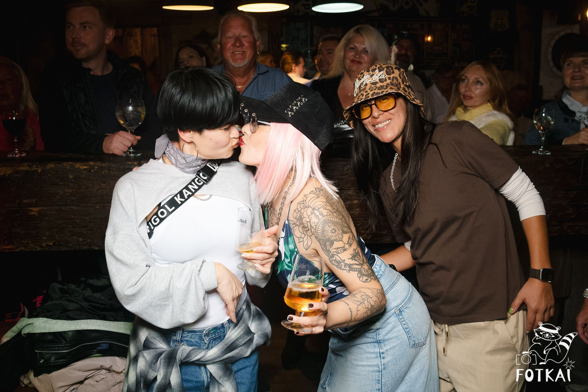 Amy Winehouse Tribute at El Paso Bar (March 28) — Live Concert Photo Report | FOTKAI