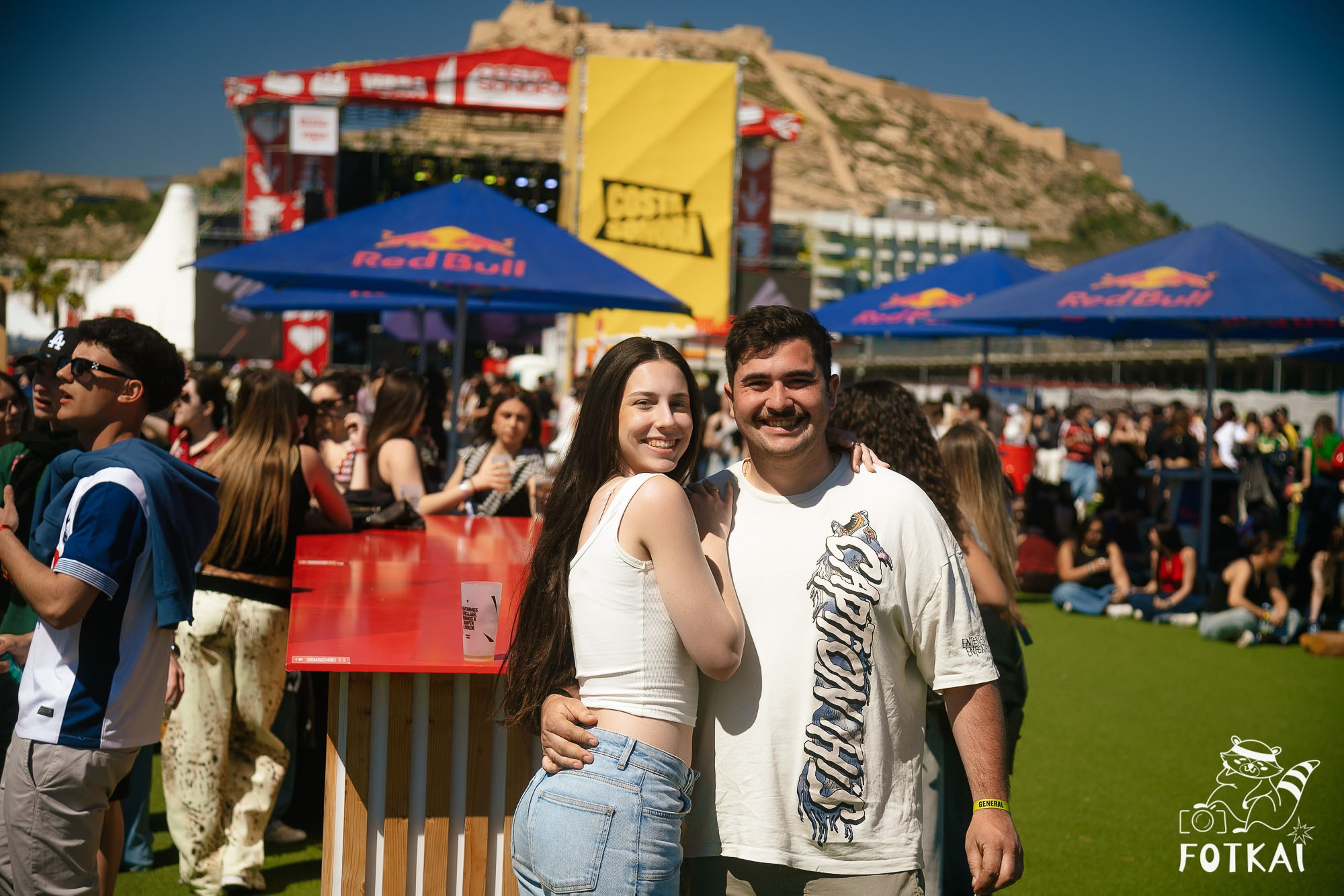 Fotos Costa Sonora 2026 Alicante Día 2 — busca tu foto y encuentra amigos del festival | FOTKAI