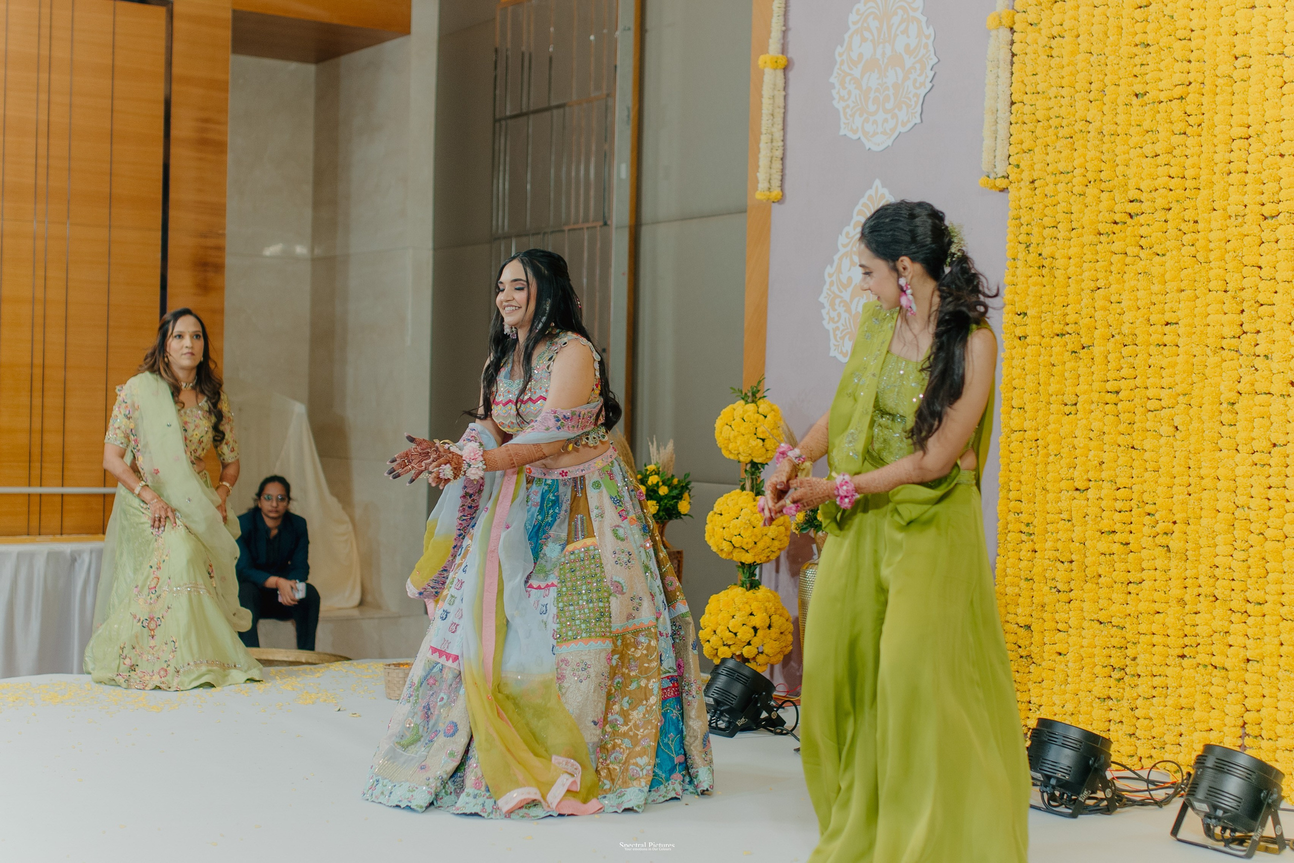 #ADIकीAESHहै