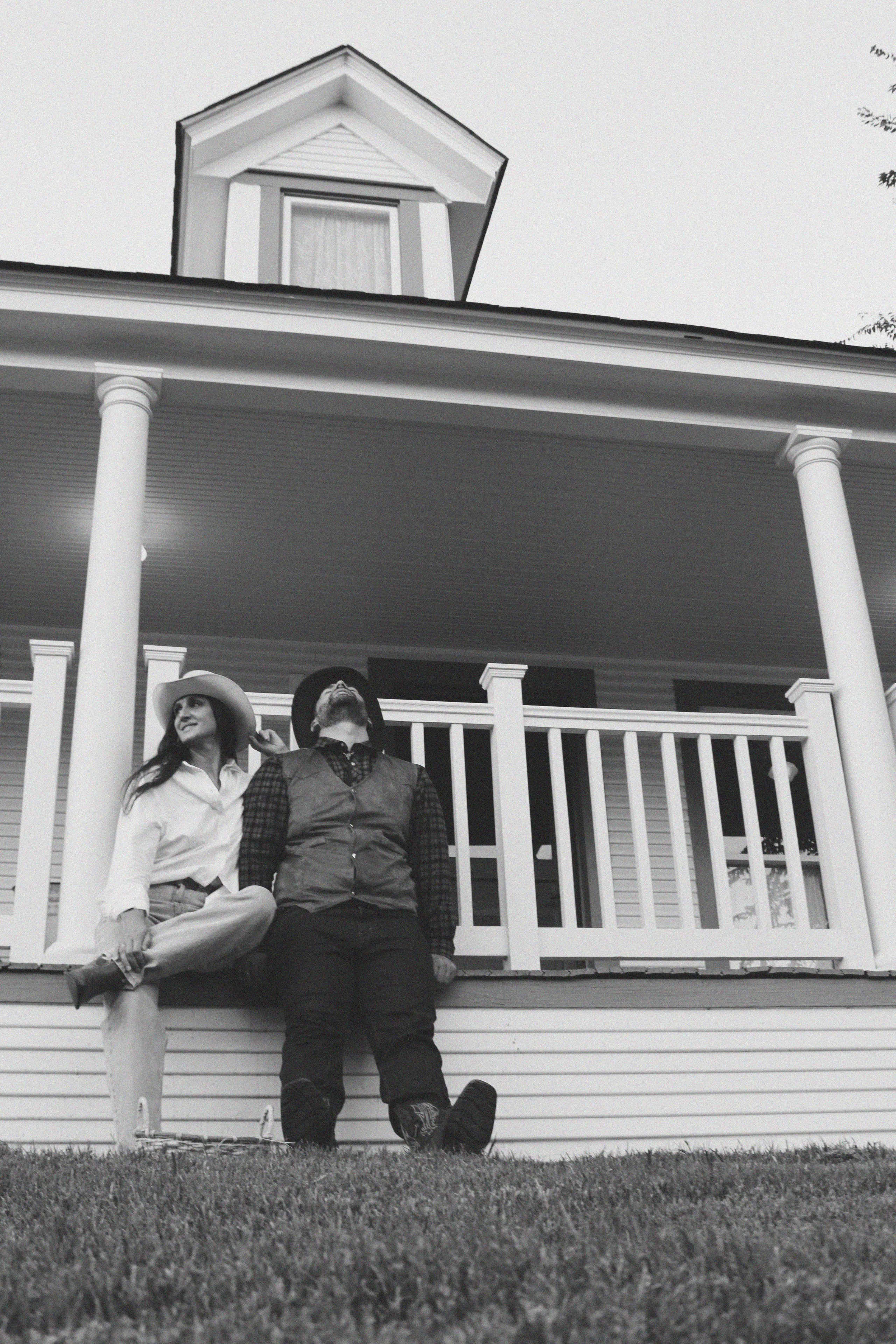 Texas Countryside Family Photoshoot in Cowboy Style. Lana Petrychenko — Portrait & Family Photographer. Valencia, Spain
