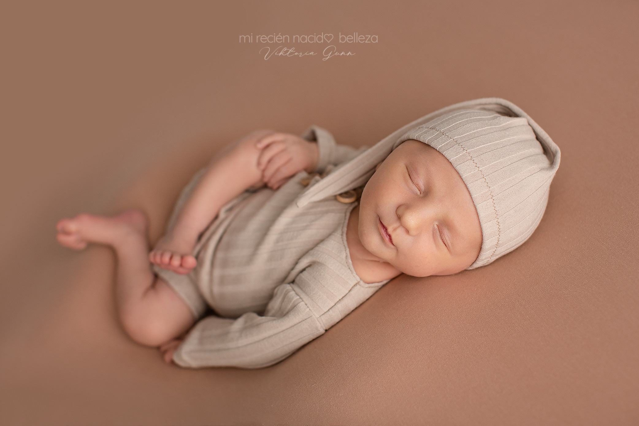 Новорожденные. Фотограф в Испании: Бенисса, Кальпе, Бенидорм, Аликанте Виктория Гунн