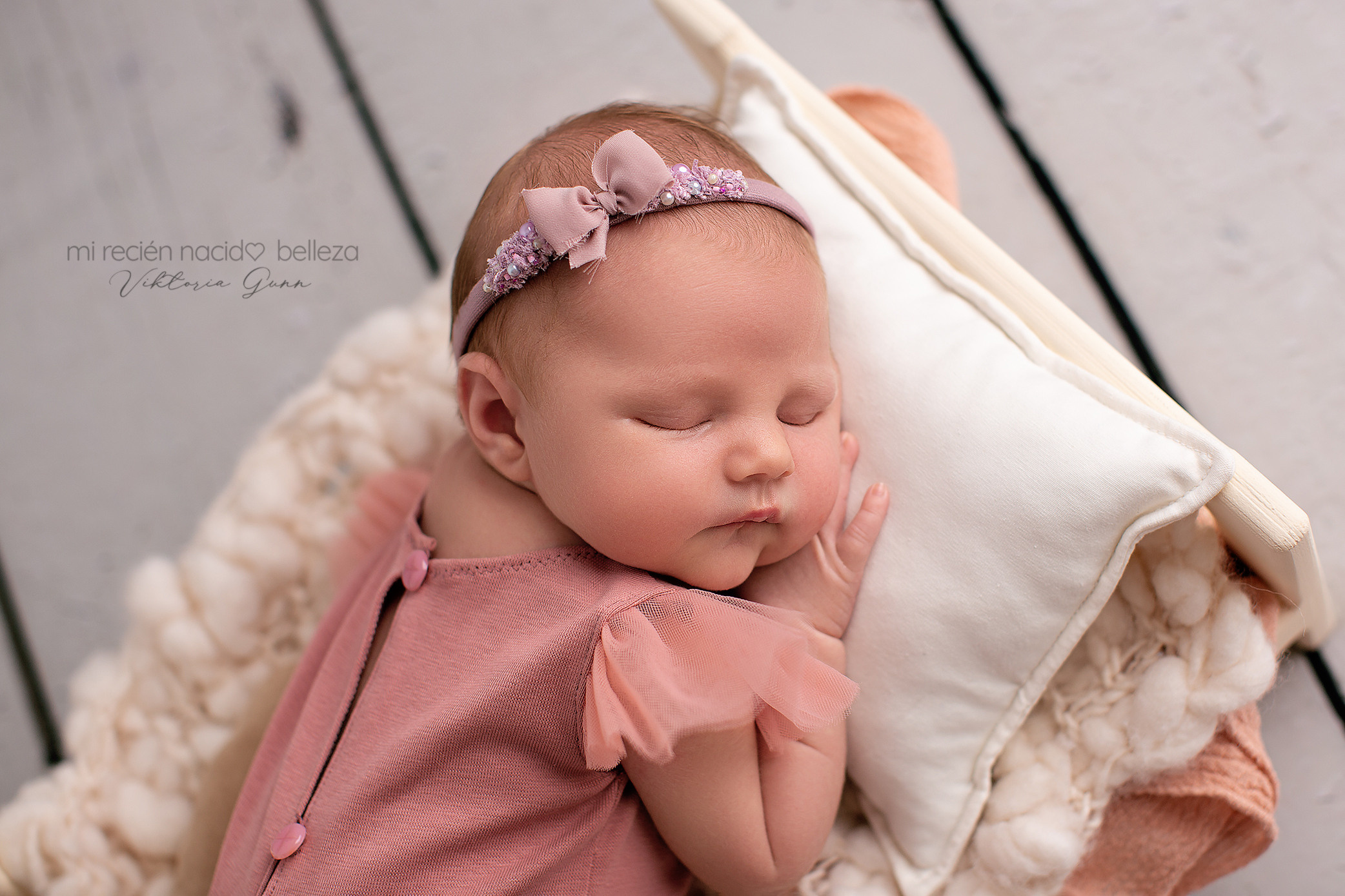 Новорожденные. Фотограф в Испании: Бенисса, Кальпе, Бенидорм, Аликанте Виктория Гунн