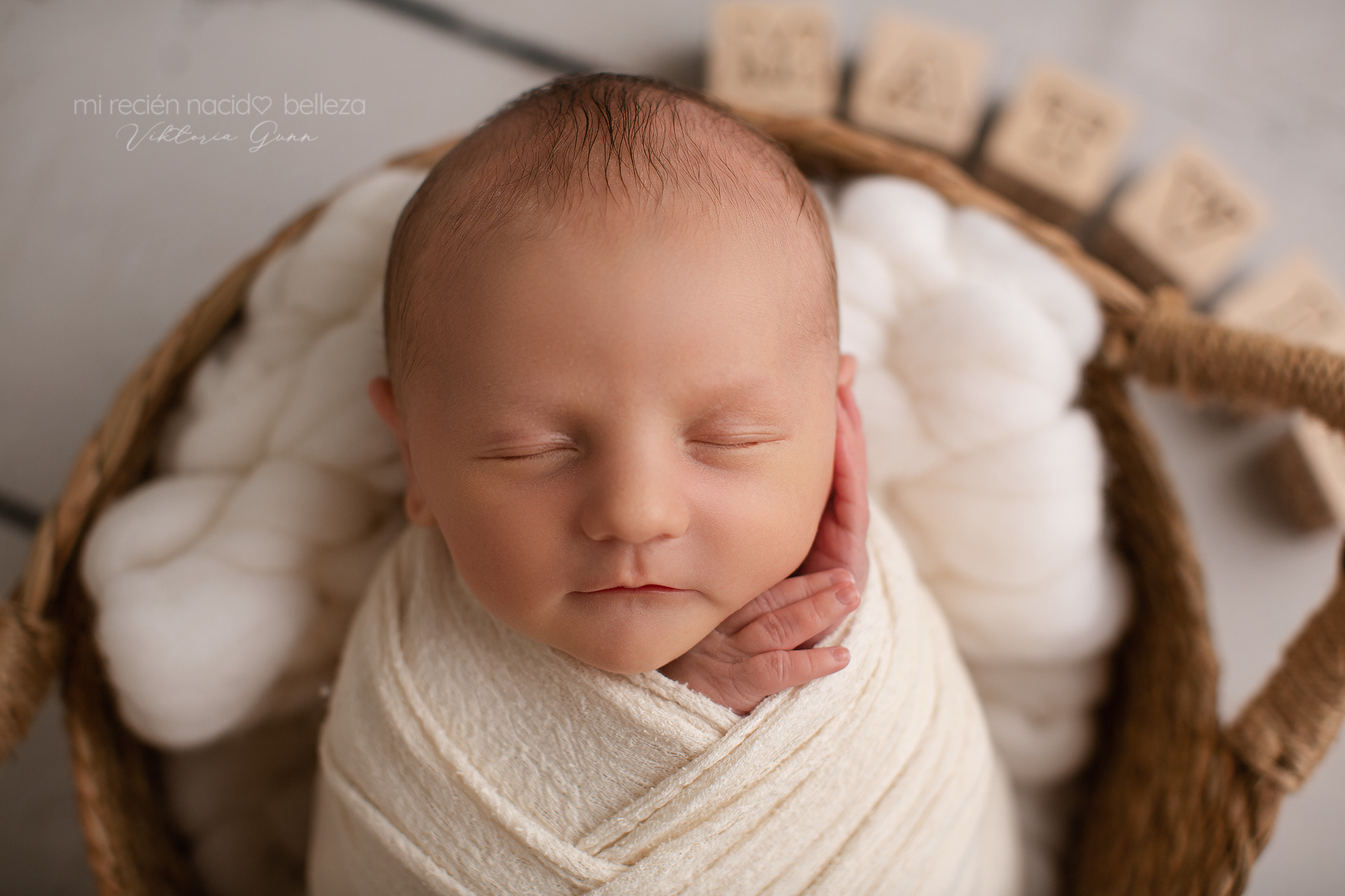 Новорожденные. Фотограф в Испании: Бенисса, Кальпе, Бенидорм, Аликанте Виктория Гунн