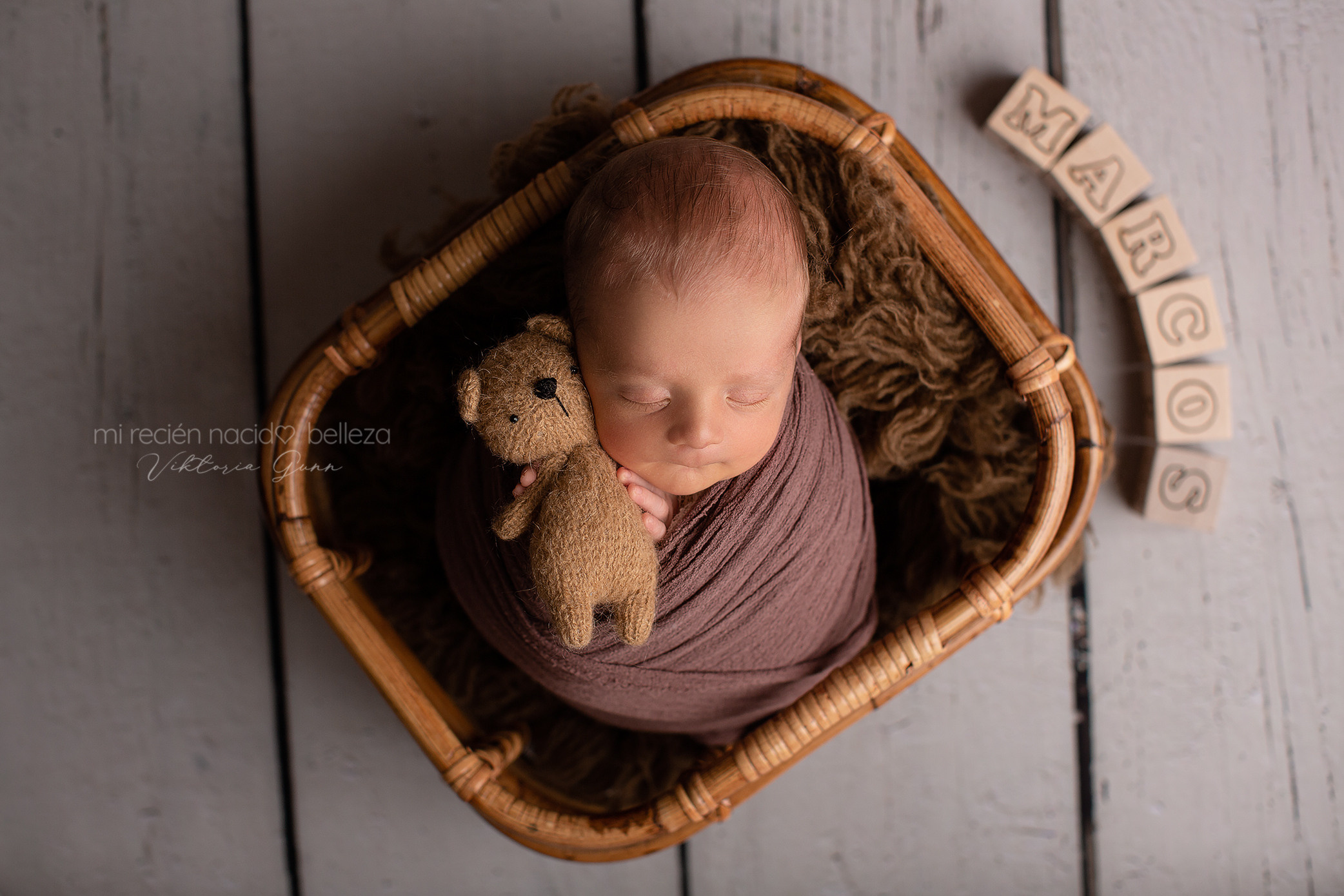 Новорожденные. Фотограф в Испании: Бенисса, Кальпе, Бенидорм, Аликанте Виктория Гунн