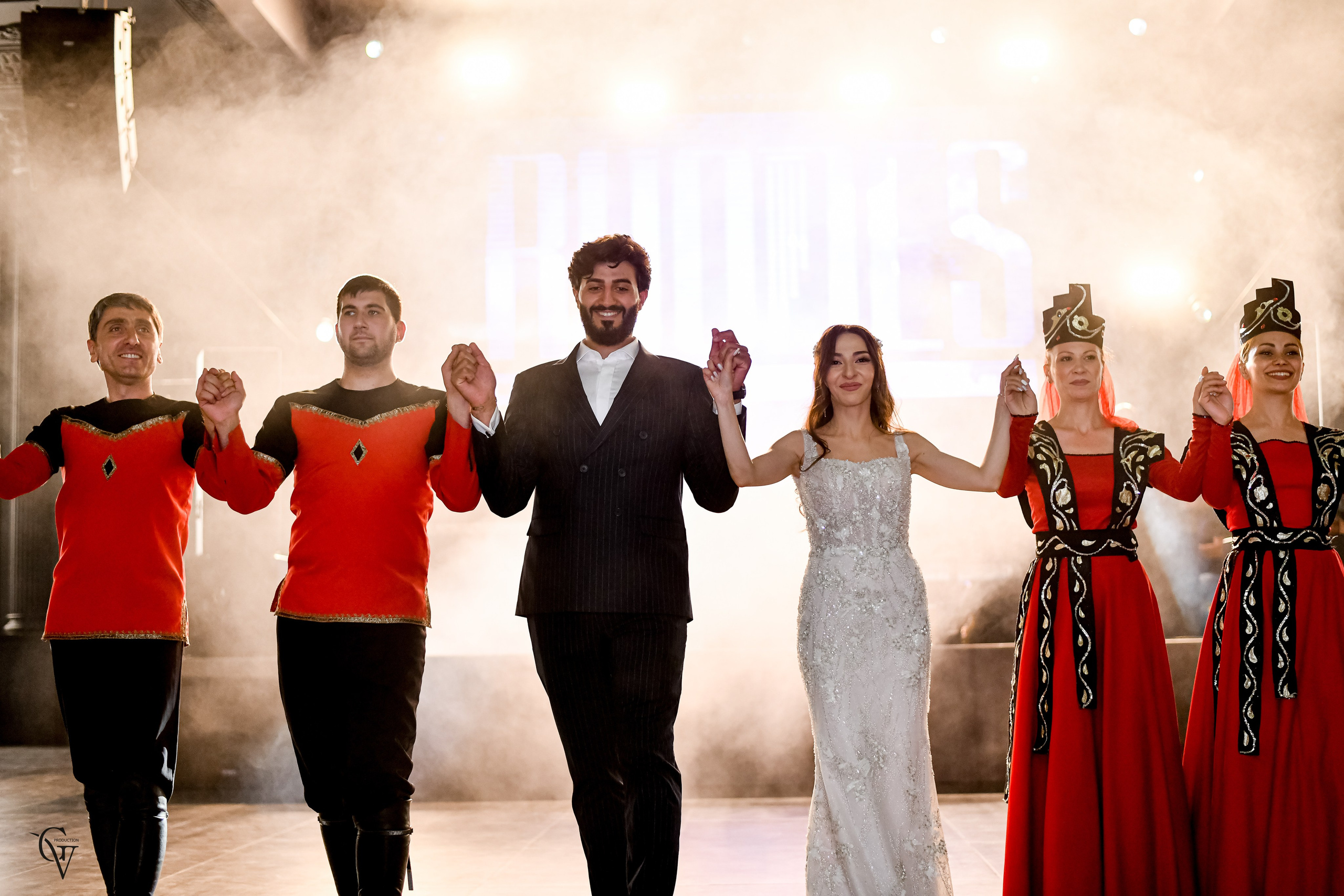 Wedding In Armenia. Wedding photos and video shooting in Armenia and all over the world!!! Photographer in Yerevan