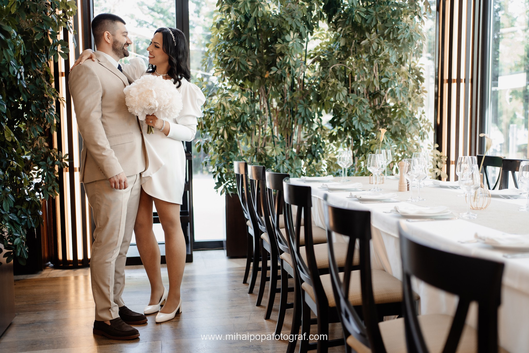 Fotograf Cununie Civilă în București - Mihai Popa Fotograf. Fotograf Nuntă & Botez București - Mihai Popa | Dincolo de oameni, imortalizez emoții!