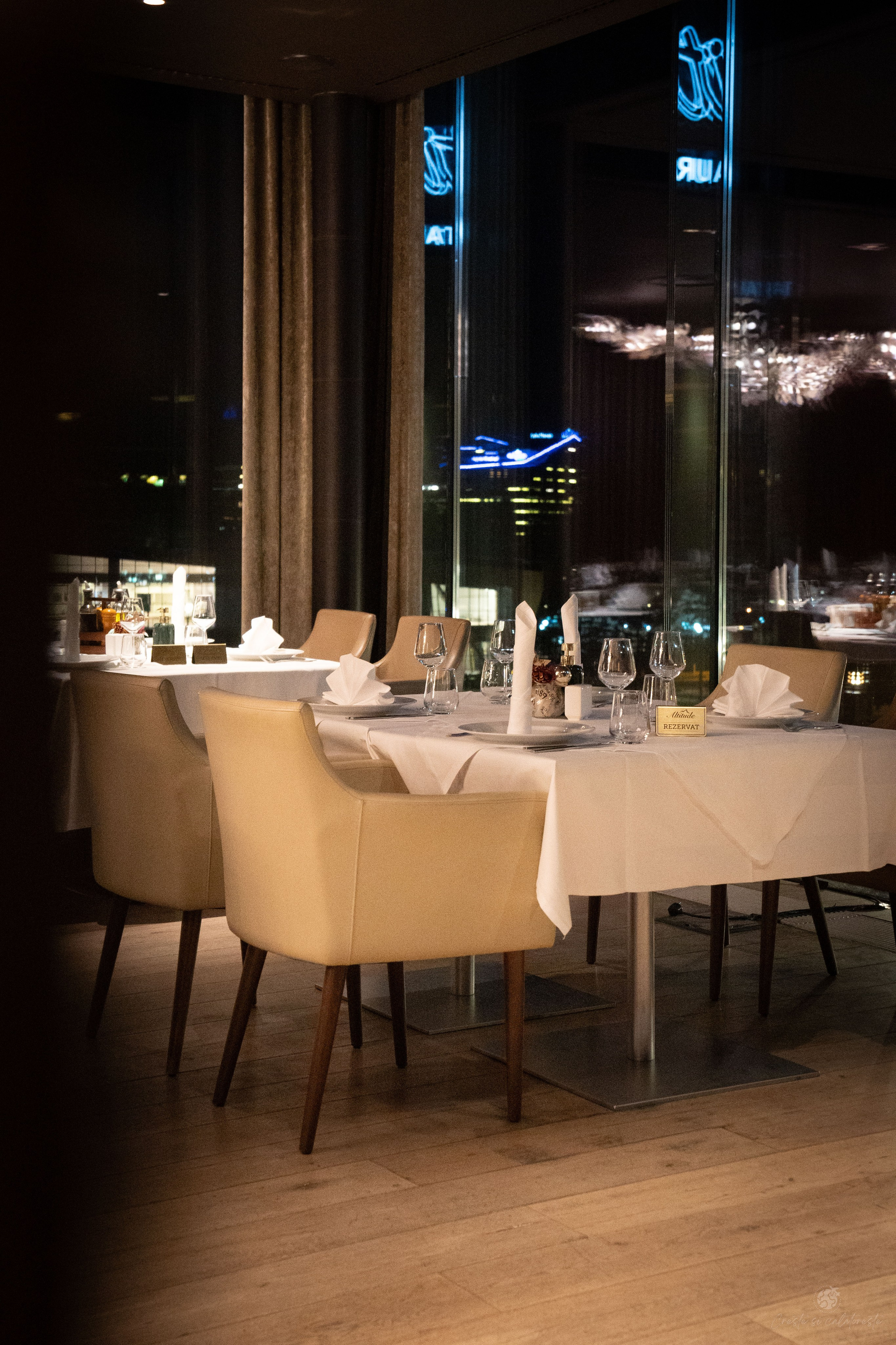 Ana Hotels. Creste si calatoreste