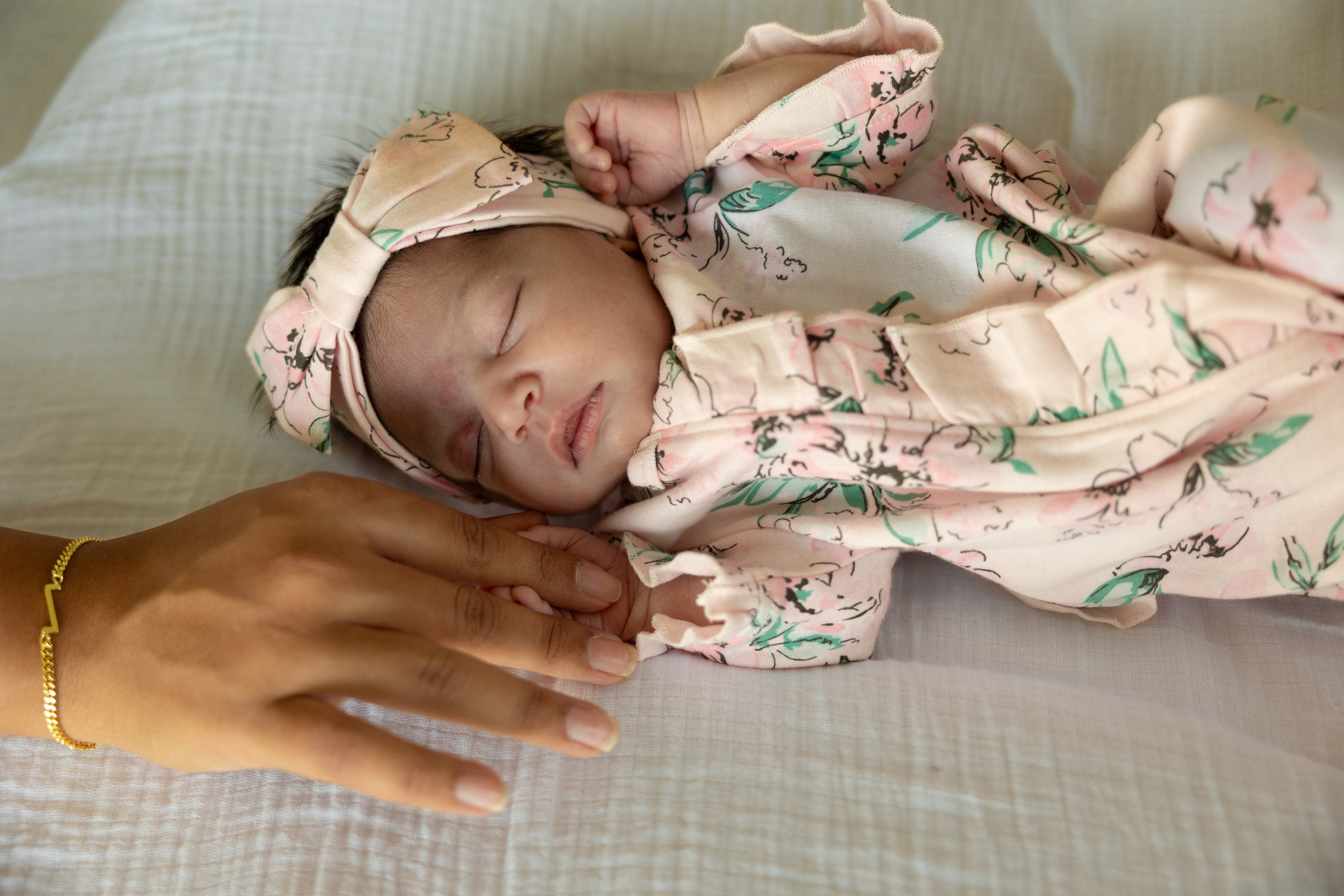 In Your Arms. Family, lifestyle, and commercial photography in New York and New Jersey