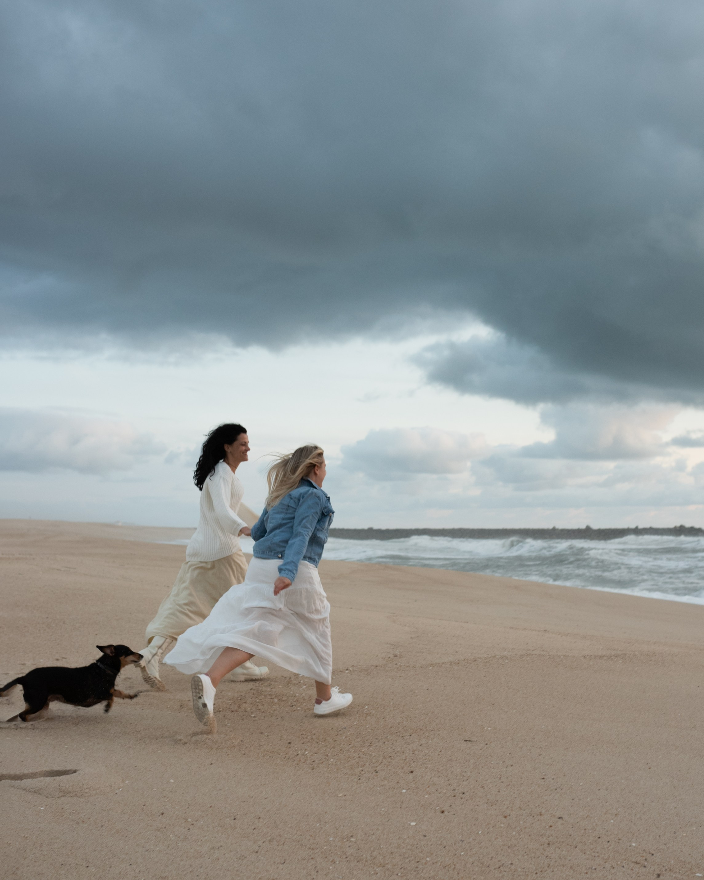 IRINA. Anastasiia Antoniuk portrait, family and couple photographer, Portugal