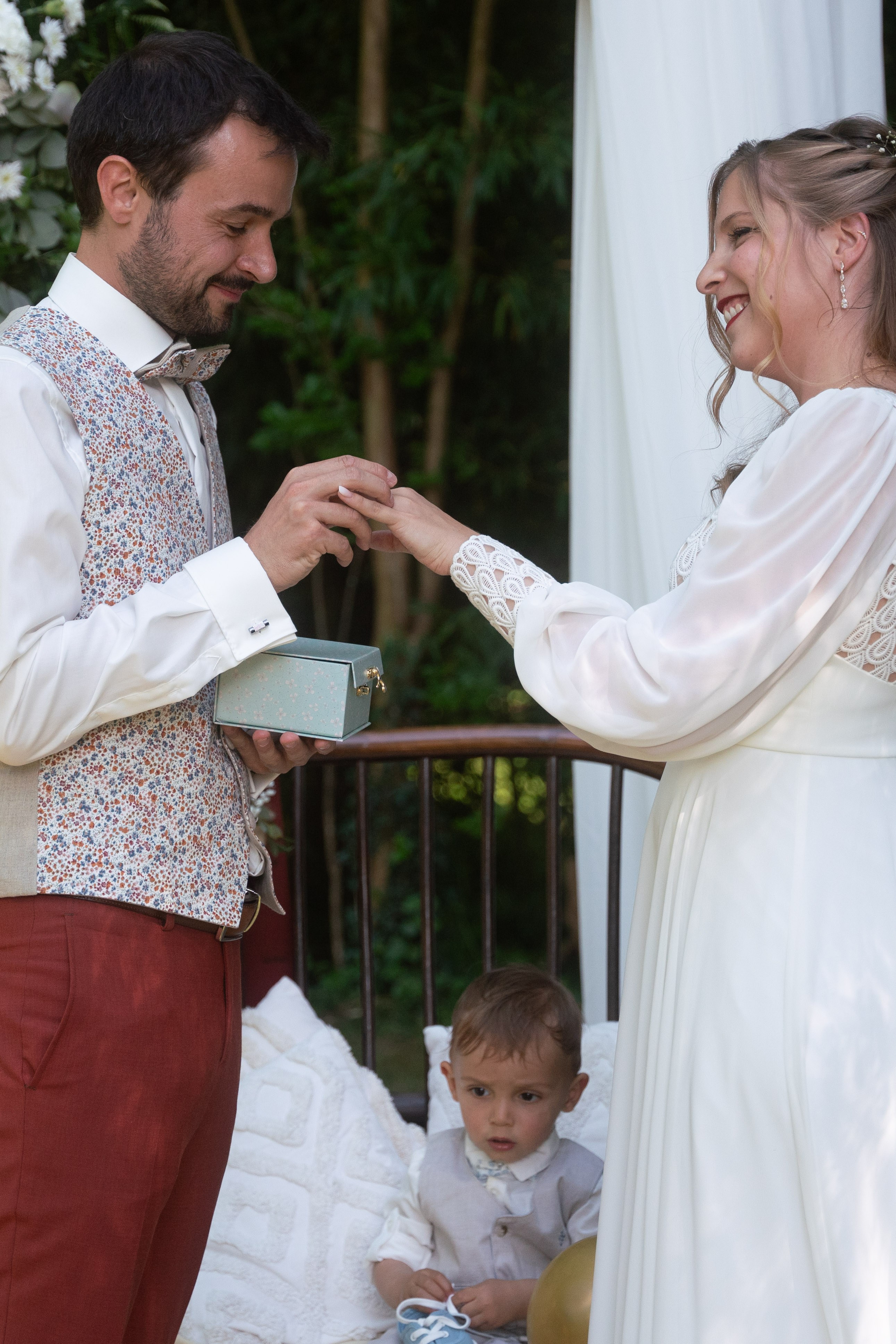 Photo de mariage C&PM en Isère. Photographe à Grenoble | Love Story, Mariage & Grossesse – Lovestyle