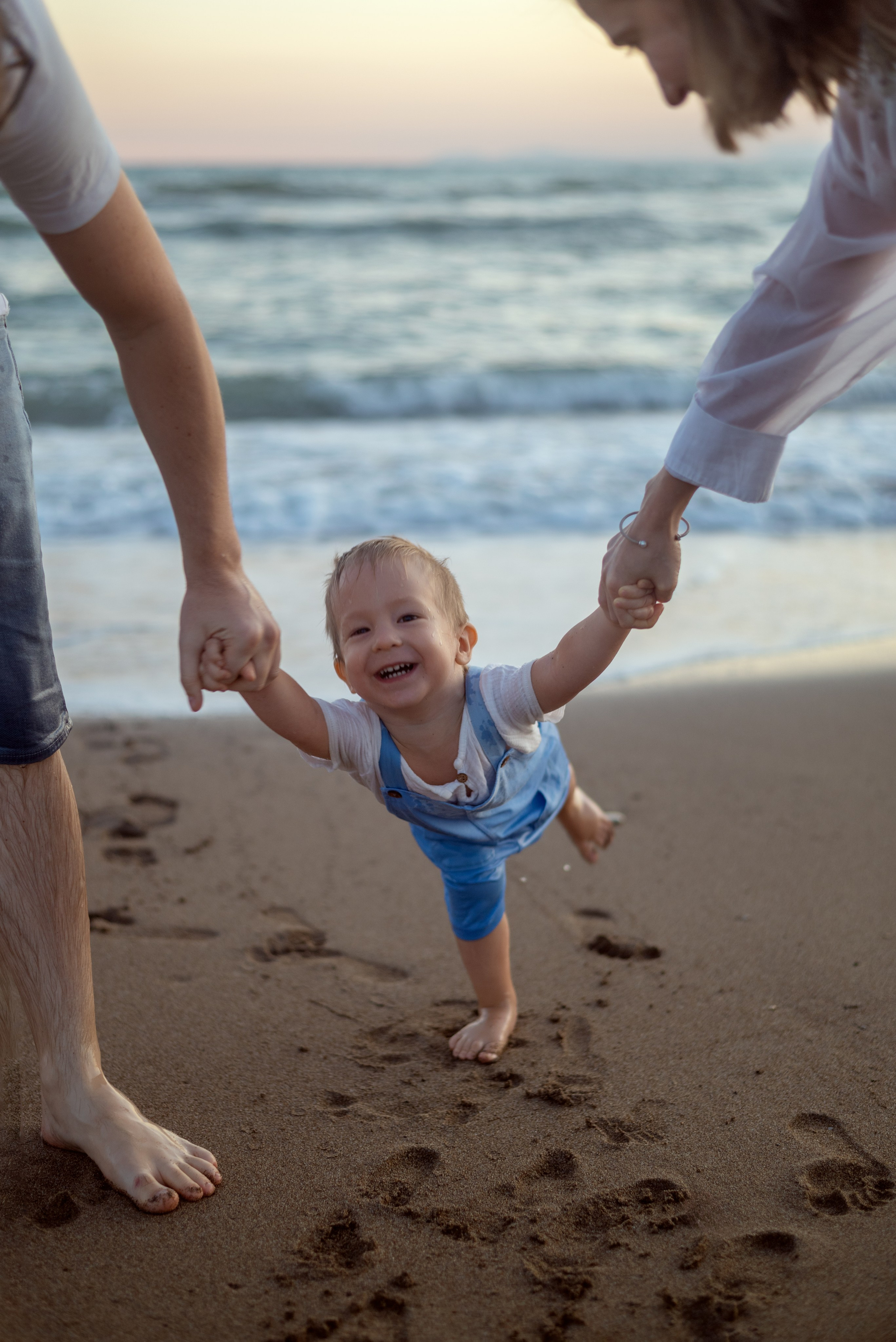 Семейная фотосессия на пляже в Белеке. Фотограф Анталия, Кемер, Белек, Сиде Дарья Кая
