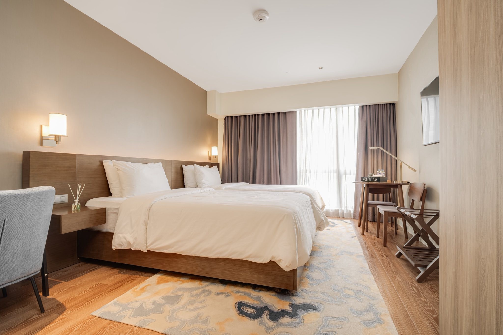 Novotel Acqua // Mandaluyong. Interior & Architectural Photographer Philippines | Argen Carlo Camaclang