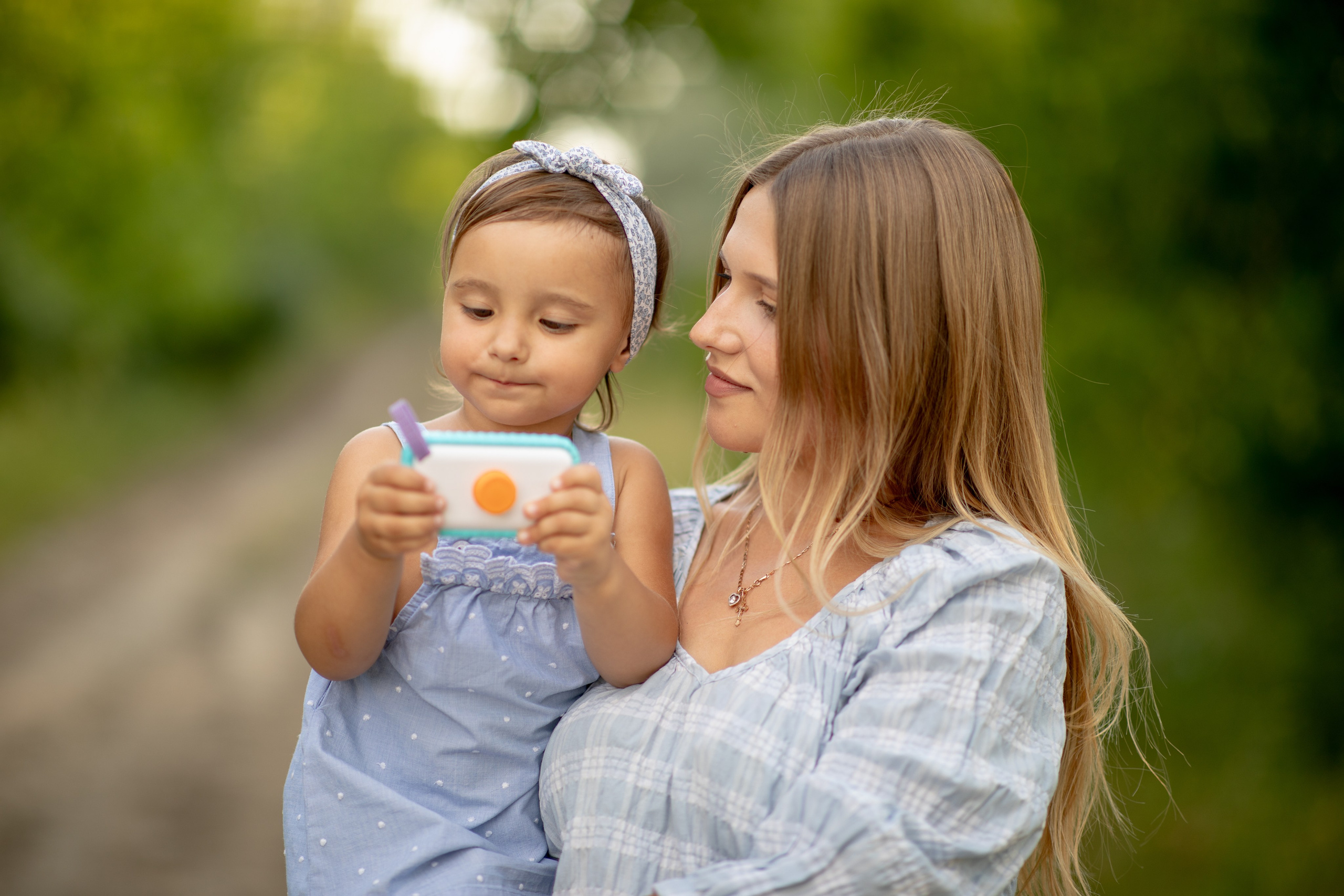Family photo Maria si Elenica. N.D.photograph - fotograf de familie și portrete în Republica Moldova