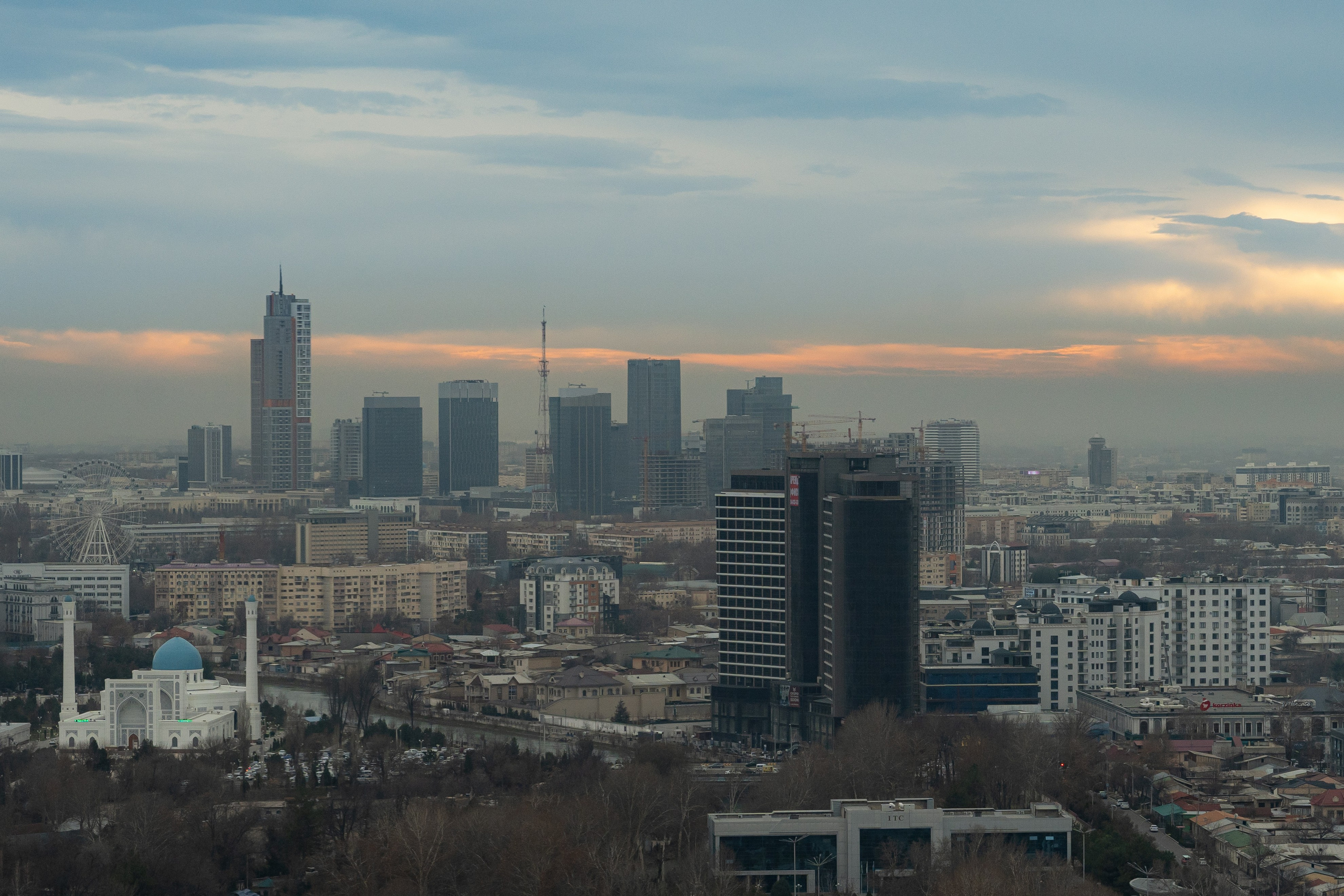 Смог в Ташкенте или Взгляд на город с высоты птичьего полета. Георгий Намазов | Фотограф в Ташкенте