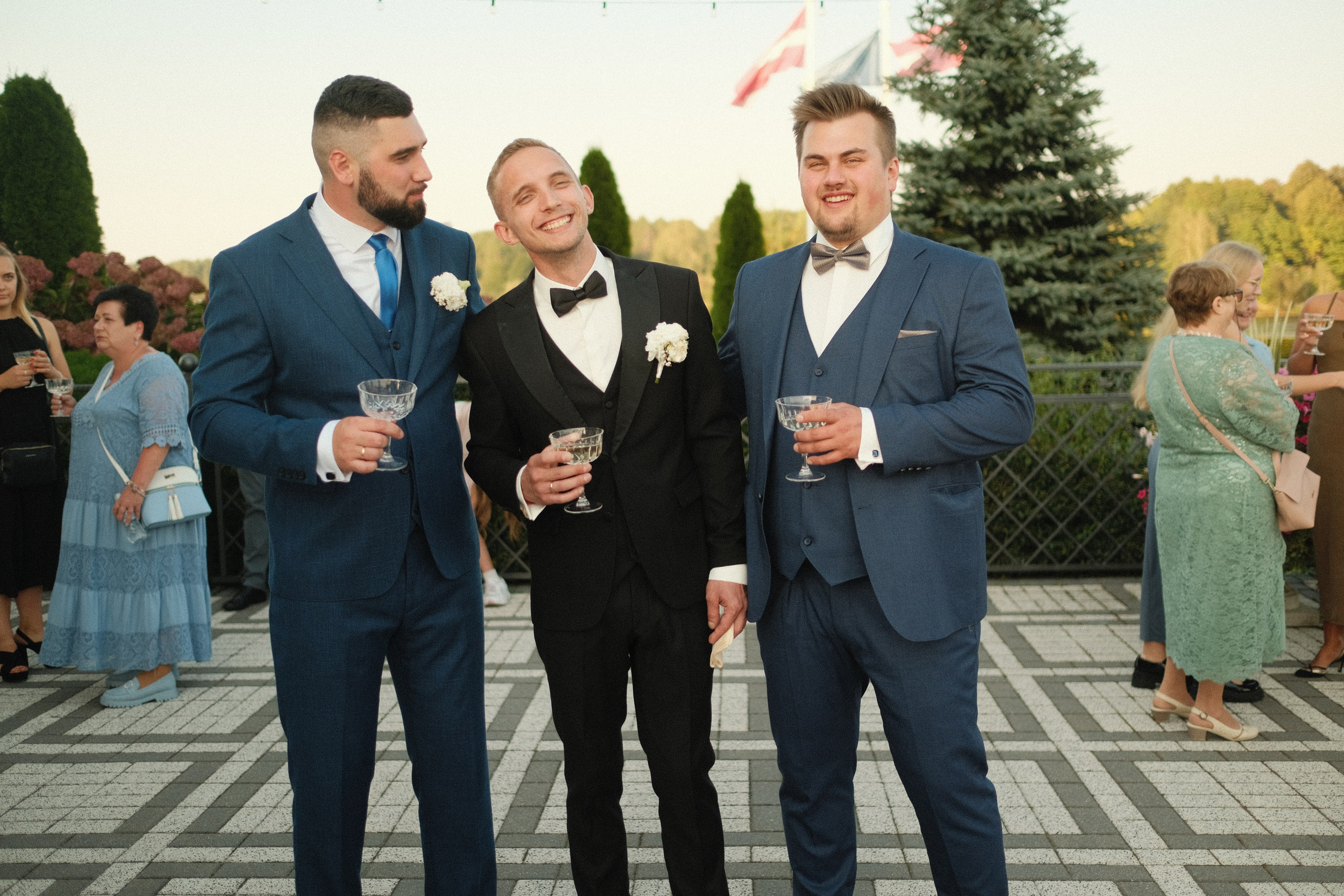 Kāzas uz filmiņu Portra 400. Свадебный фотограф в Риге — Вячеслав Лучненков