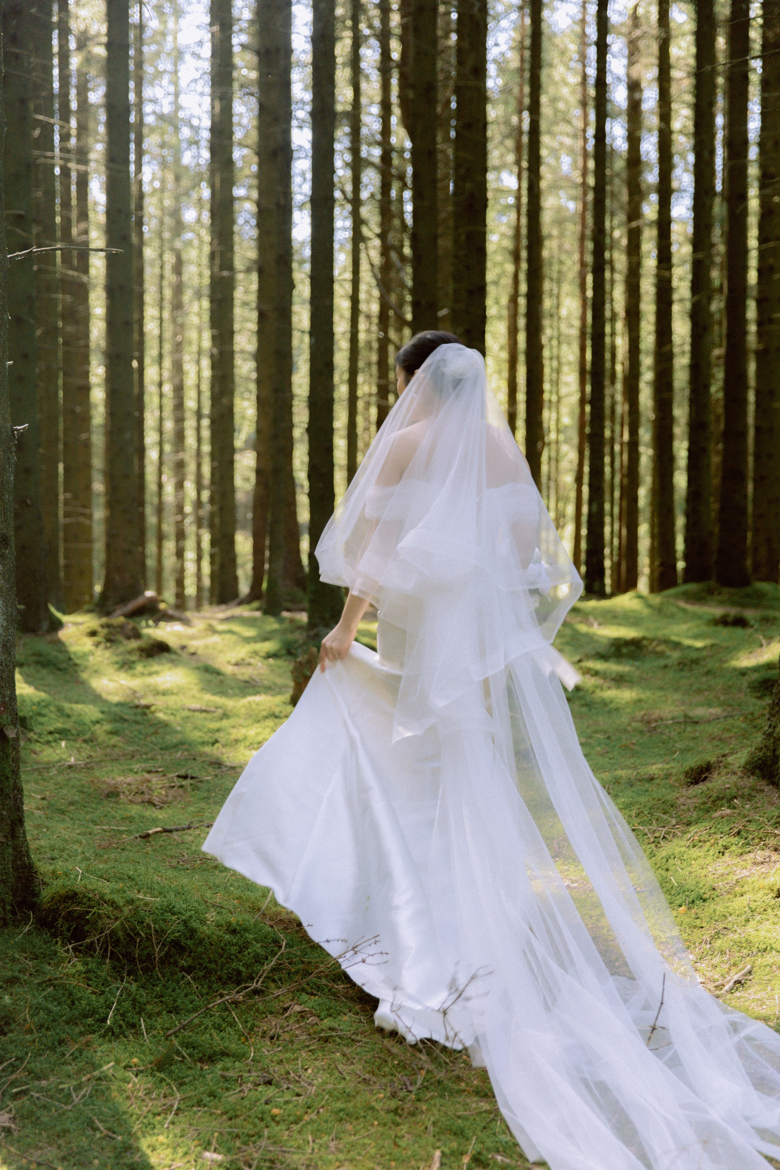 The two of us. Warm family & Wedding stories