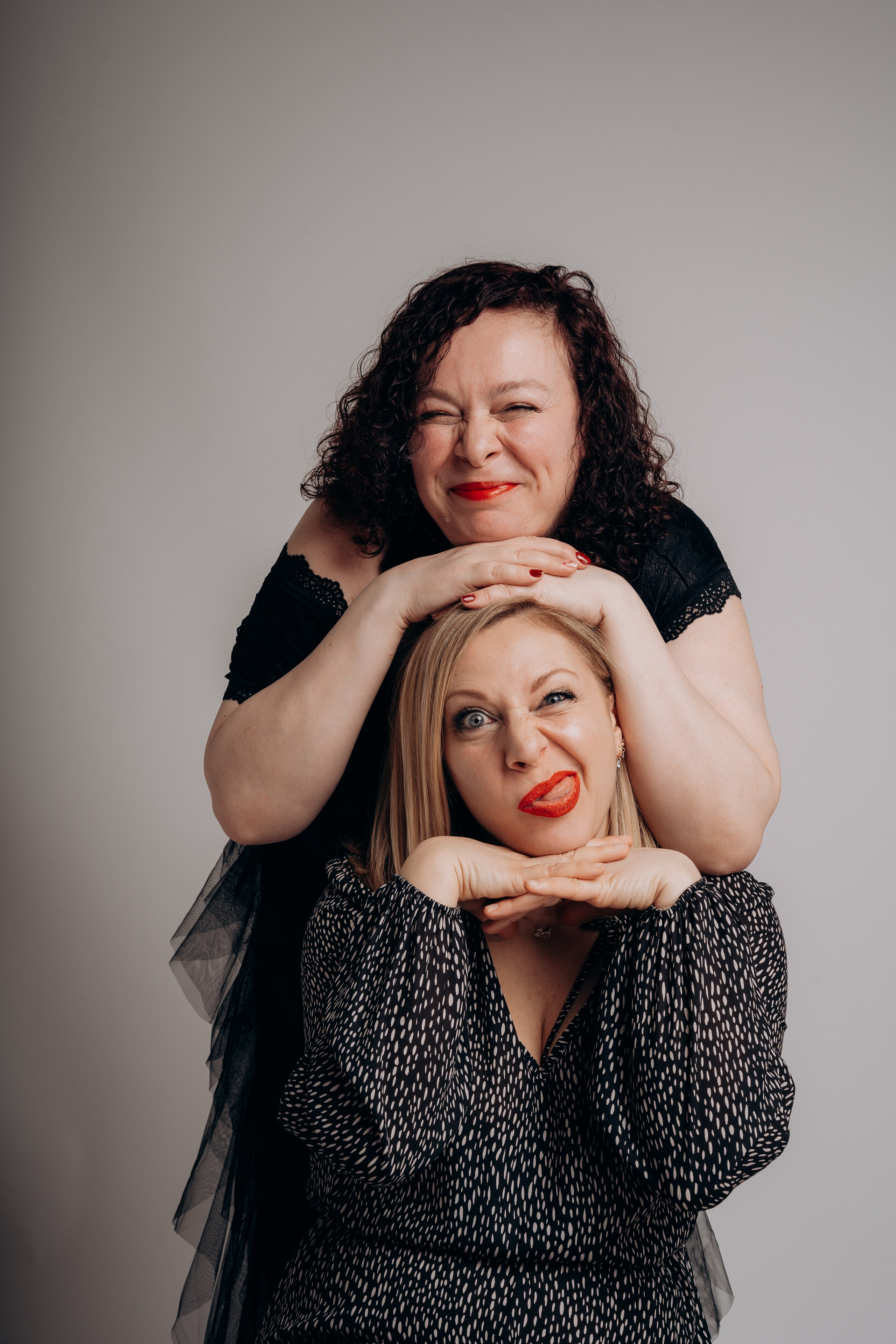 Ritratti di Famiglia | Momenti Intimi e Legami Autentici. Fotografa maternity, family e business a Pomezia e Roma – Simona Henkel