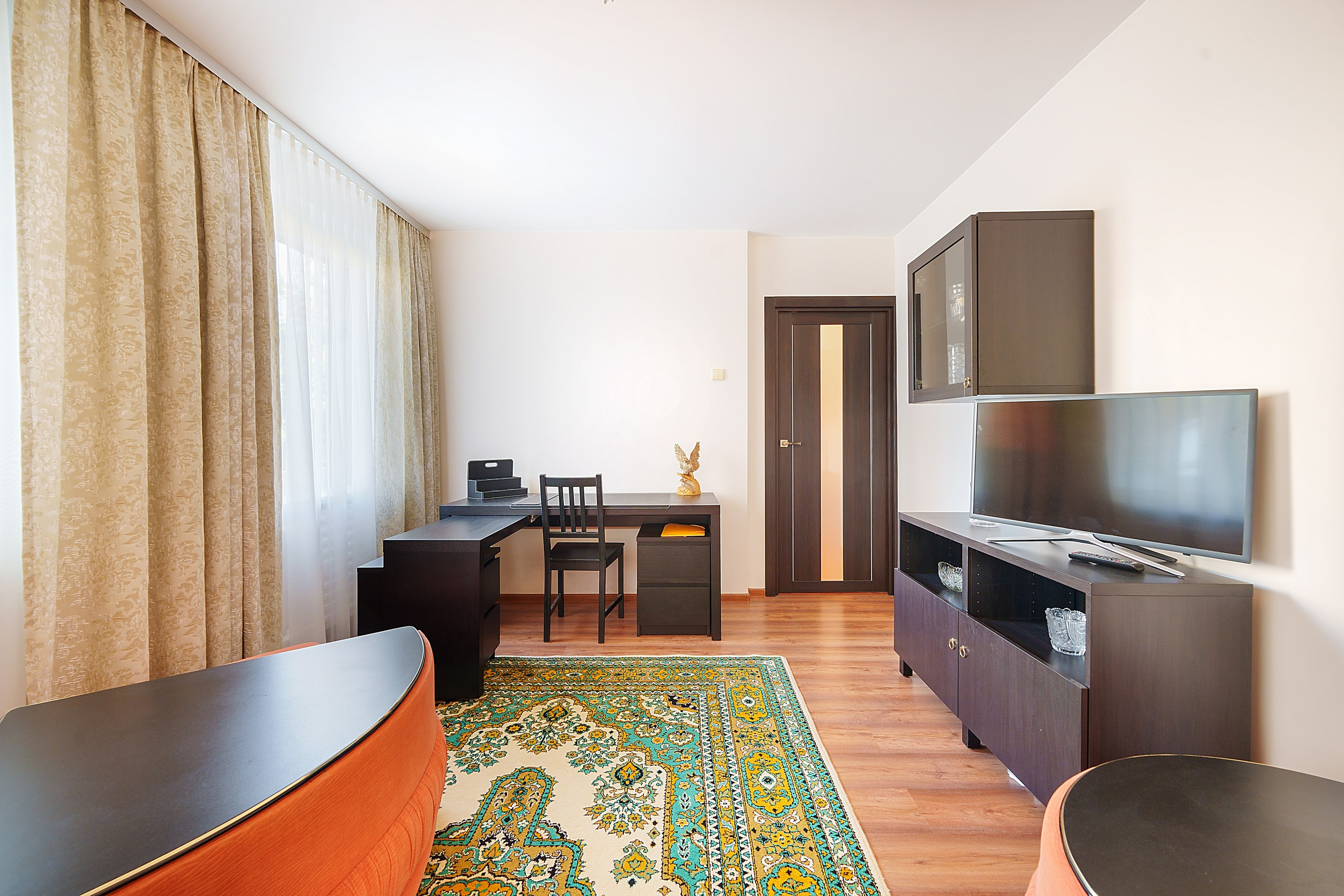 Linksmuoji g.49. Elina Sapiega fotografė Vilniuje