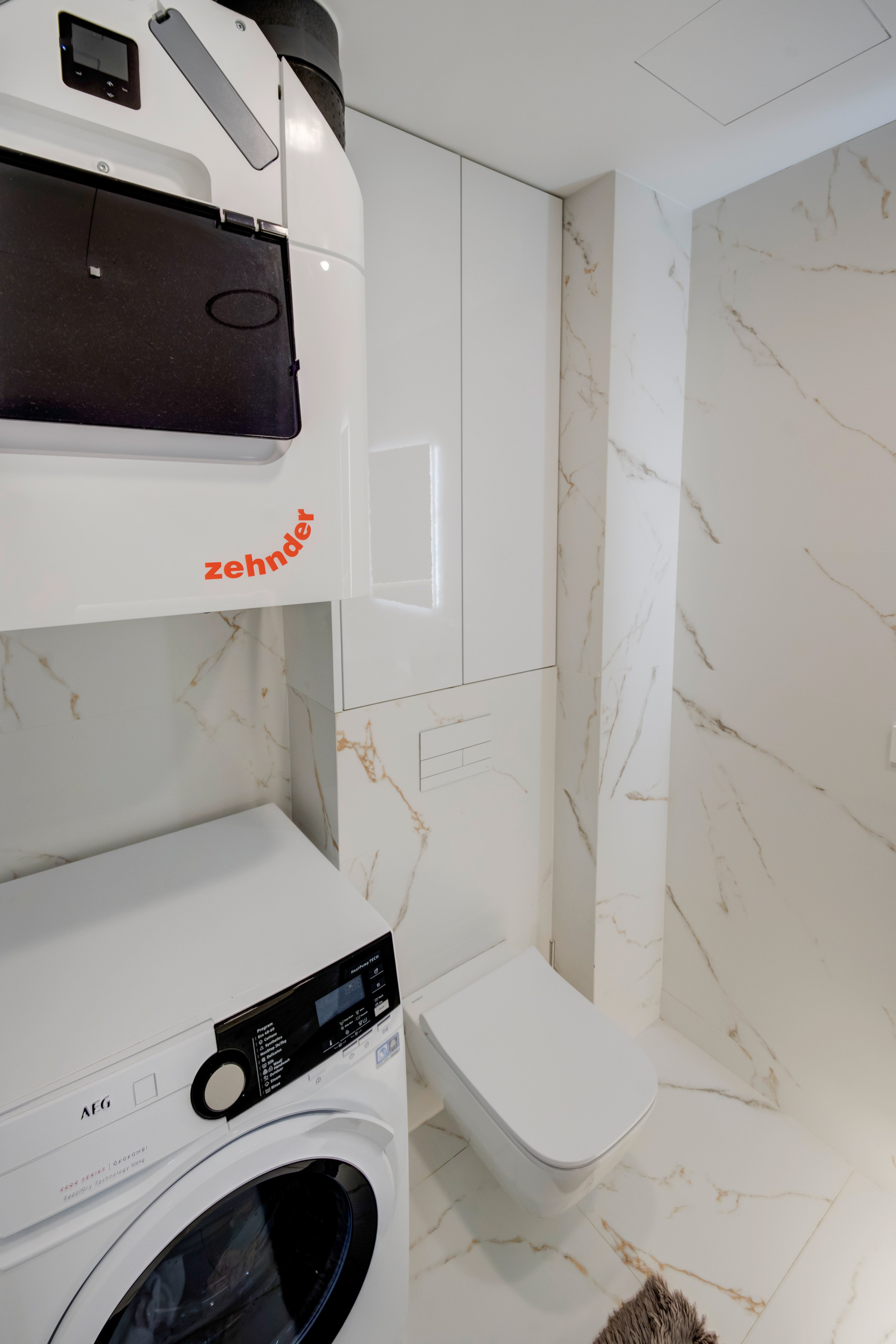 Gilužio g. 49, 2k. butas prie ežero. Elina Sapiega fotografė Vilniuje