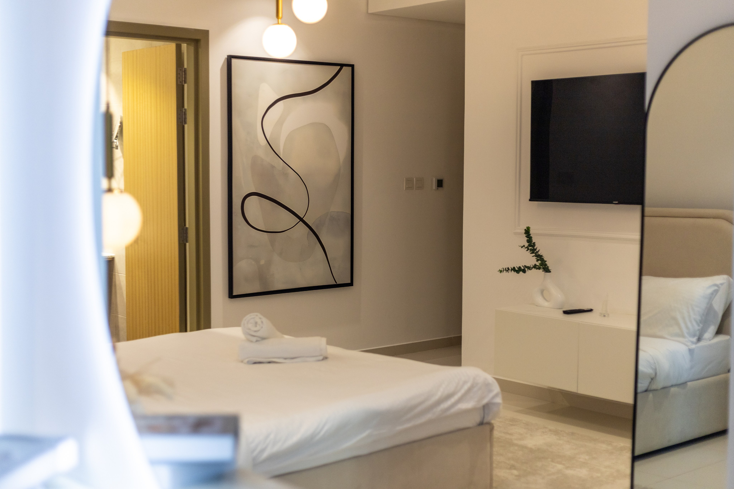 Paramount Midtown. Samy Mar Boy │Portrait, Automotive and Real Estate Photographer