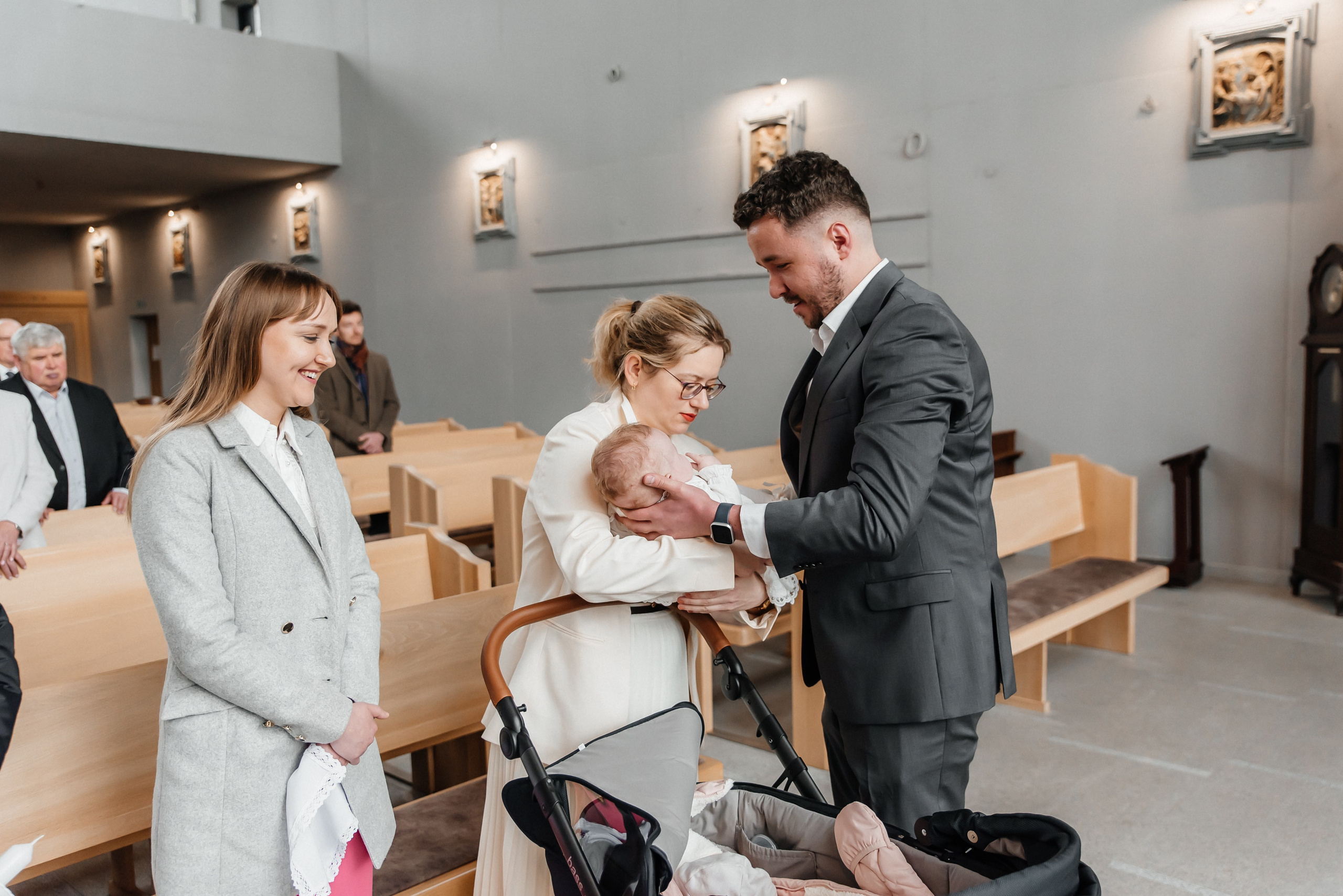 Chrzest Maja. Eugene Save – Fotograf Ślubny i Rodzinny | Warszawa i Cała Polska