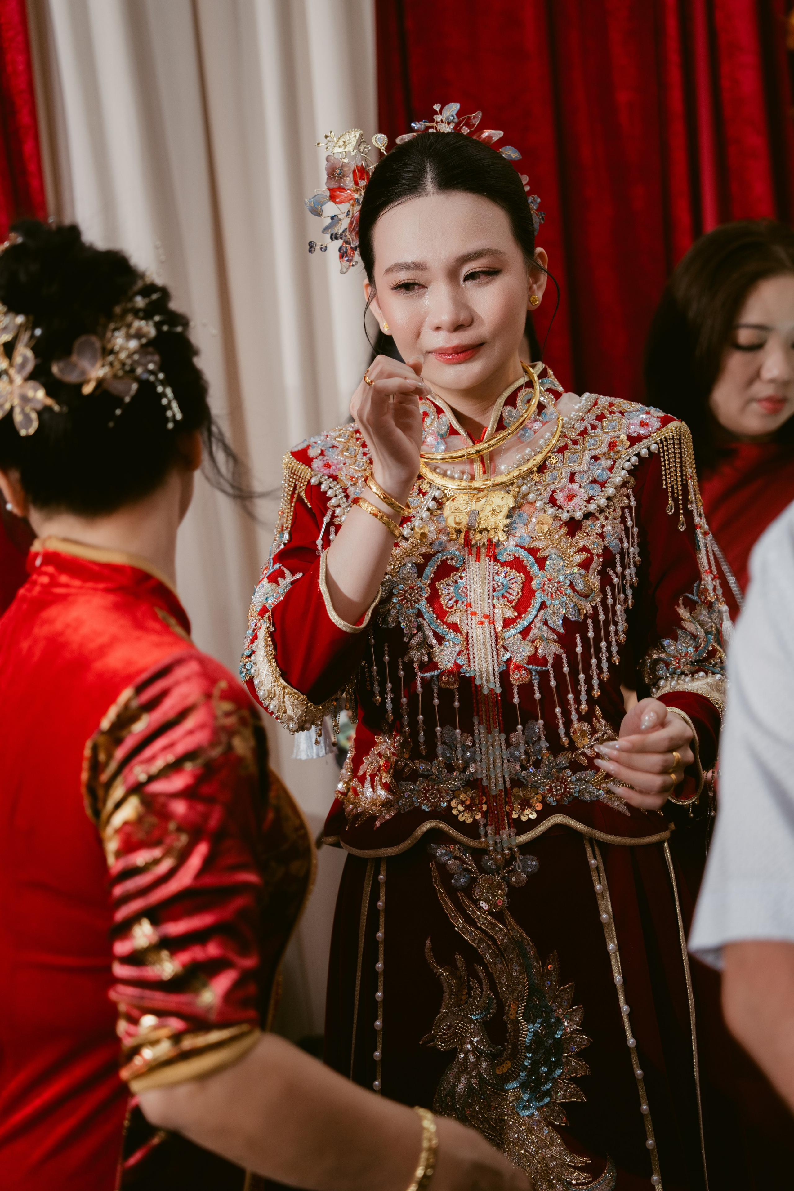 Man + My | Photojournalism. BenColor Studio