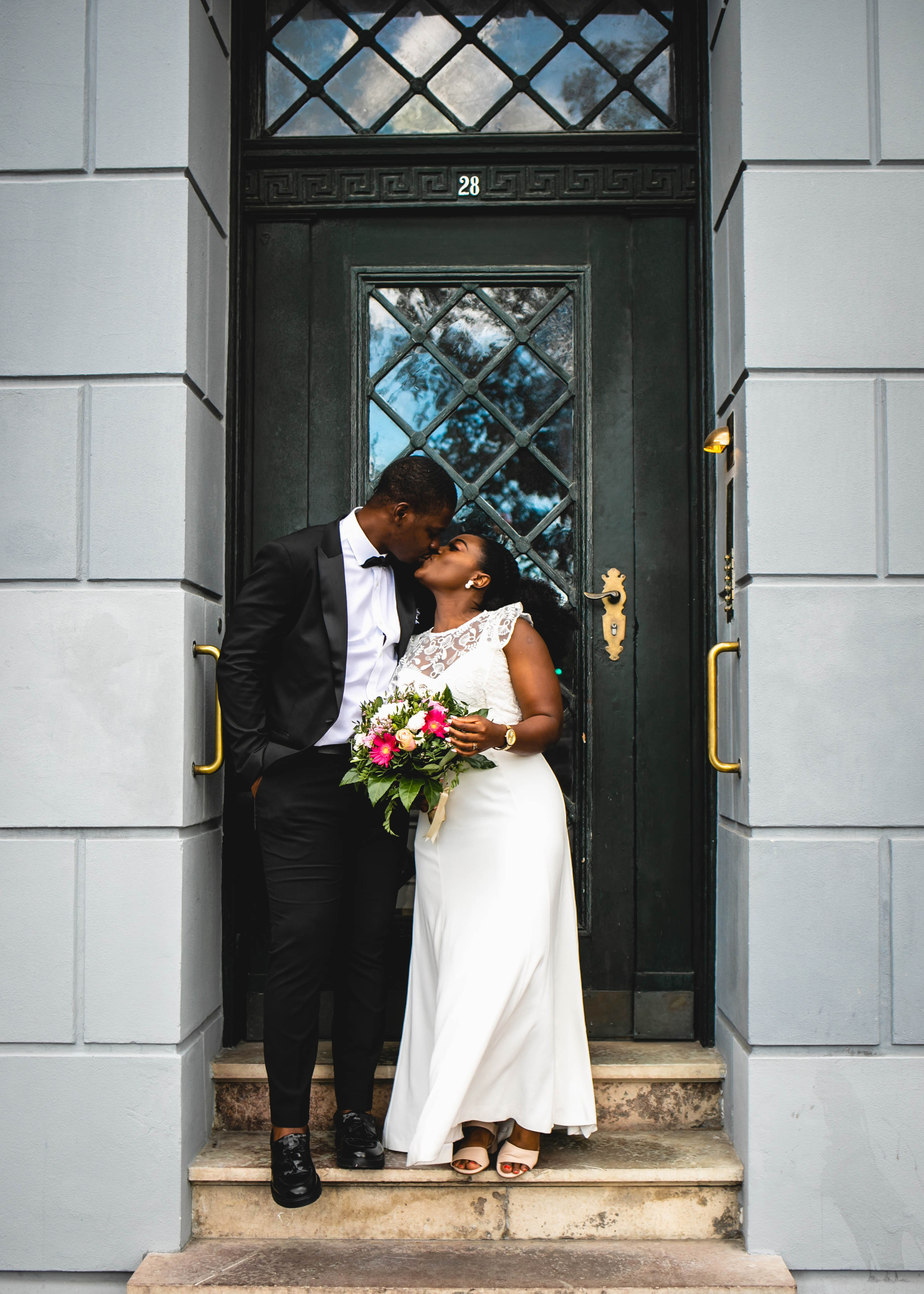 Fola and Tolu. Professional wedding photographer in Copenhagen, Denmark — Julia Byron