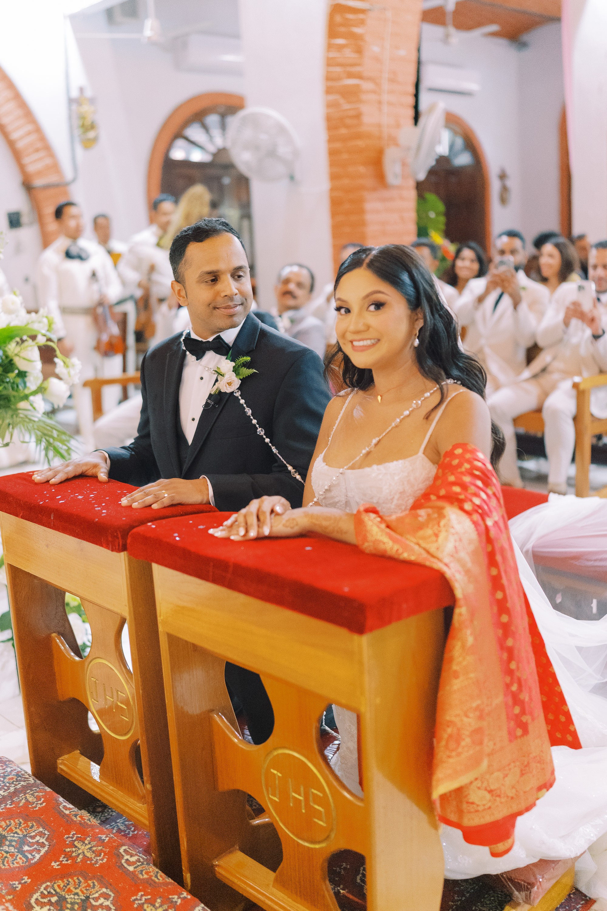 Jannet & Shan wedding in Sayulita church. Sayulita Wedding Photographer, Puerto Vallarta, Cabo