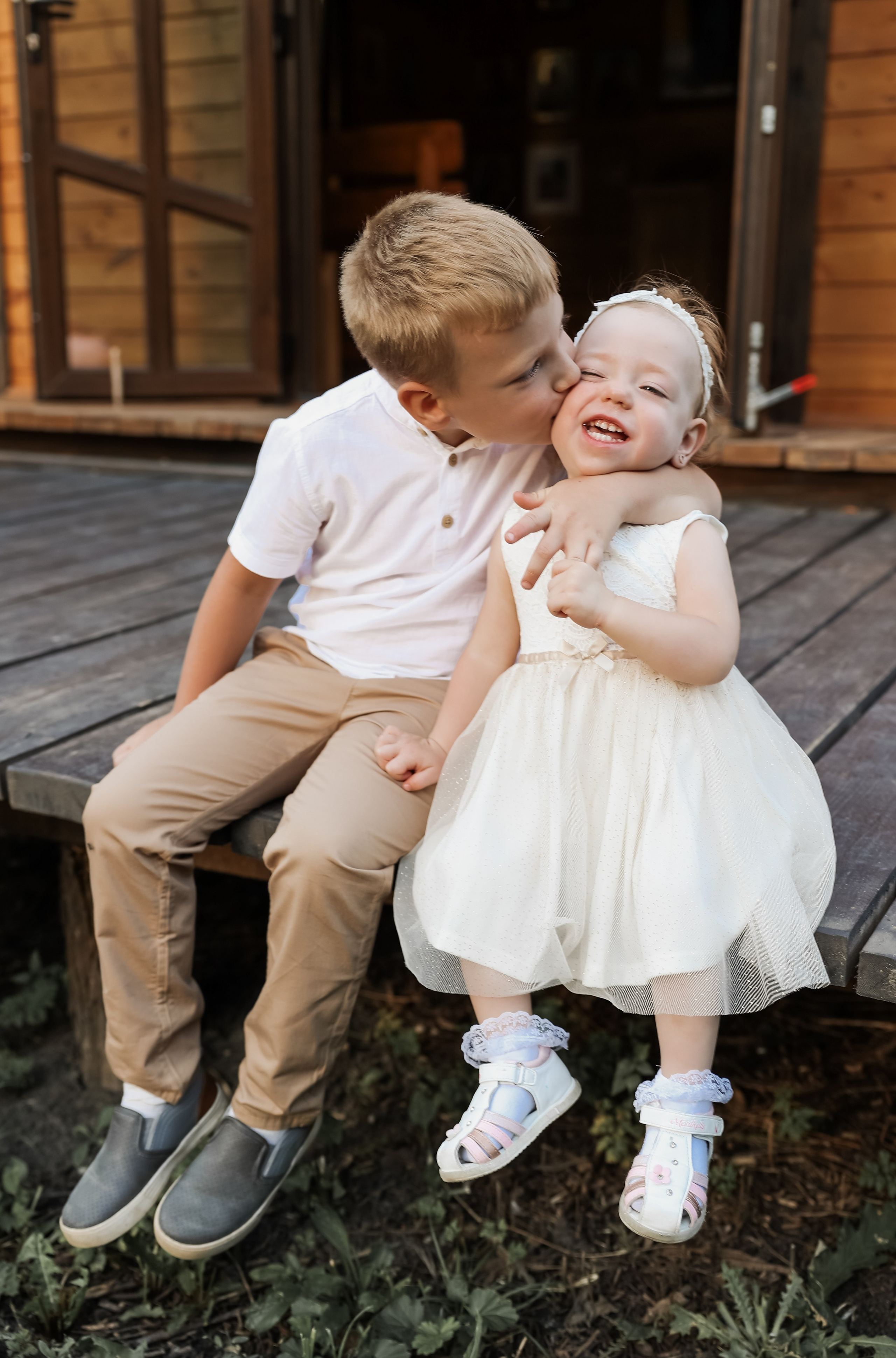 Family Summer stories. Portrait and Family Photographer in Netherlands