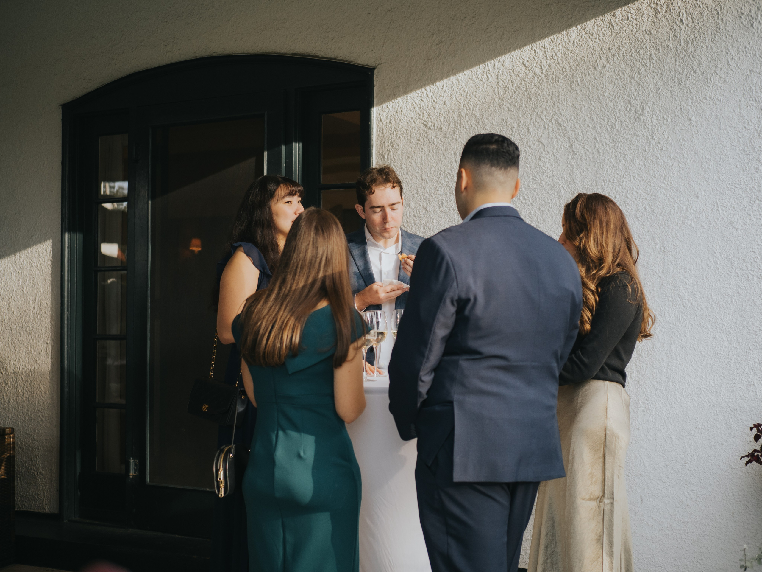 Wedding of Cassandra and Loïc in Beaconsfield, Montreal. Wedding and Family Photography Montreal Muriel Oe Photo