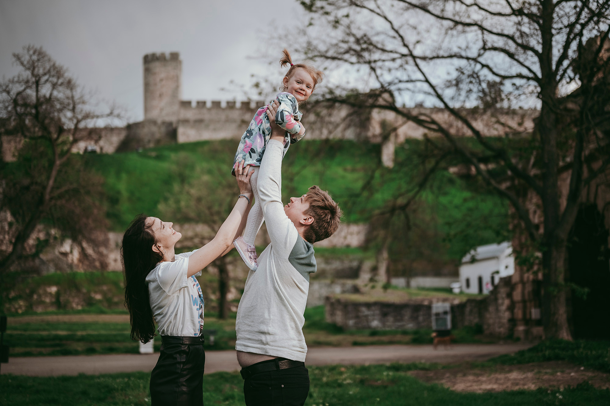 Sasha, Julia, Kostya / family photoshoot. Deciji i porodicni fotograf u Beogradu Oksana Skendzic