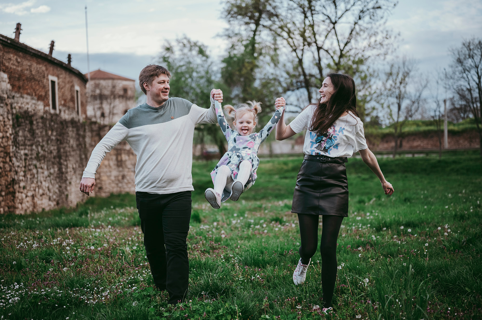 Sasha, Julia, Kostya / family photoshoot. Deciji i porodicni fotograf u Beogradu Oksana Skendzic