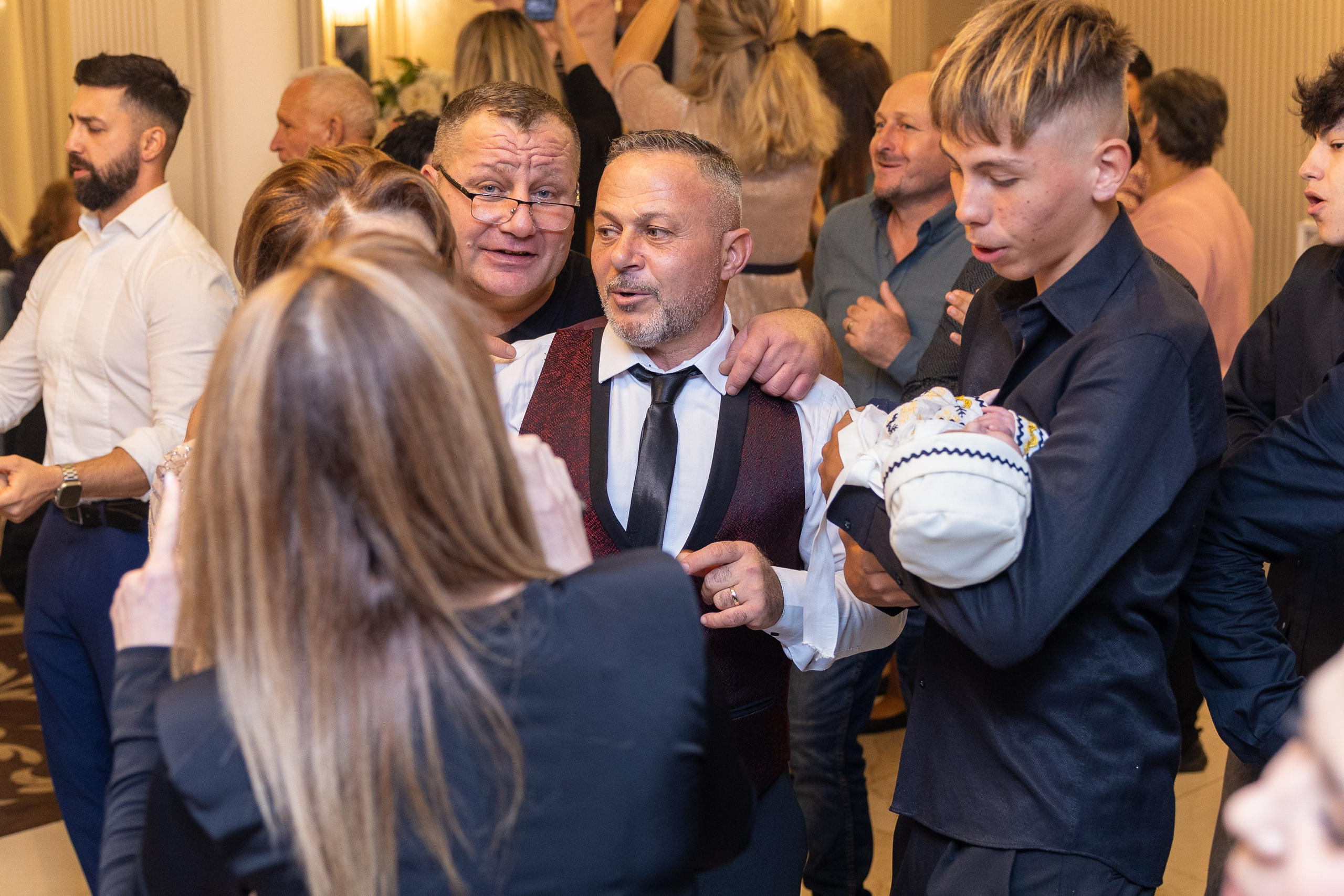 Andrei Sebastian. Moments By Gub