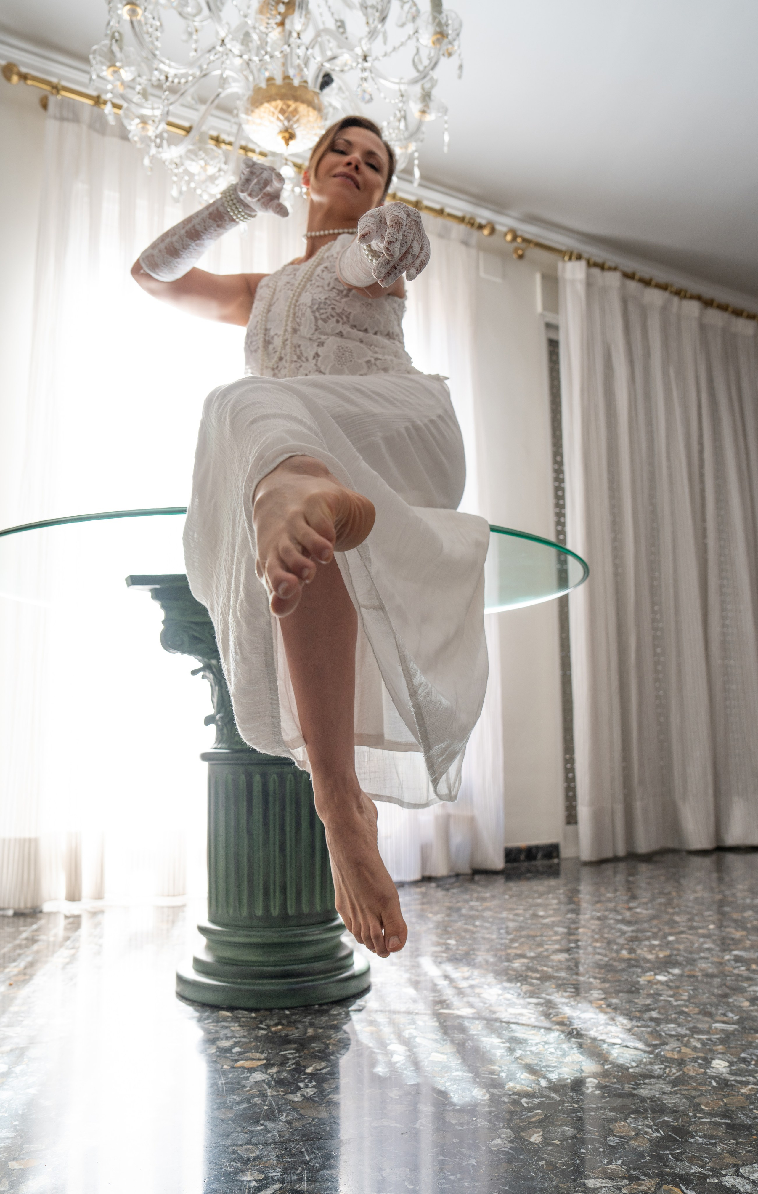 MILA BLANCO. Fotógrafa Olena Petryk. Realizo sesiones de fotos en Puerto de Sagunto