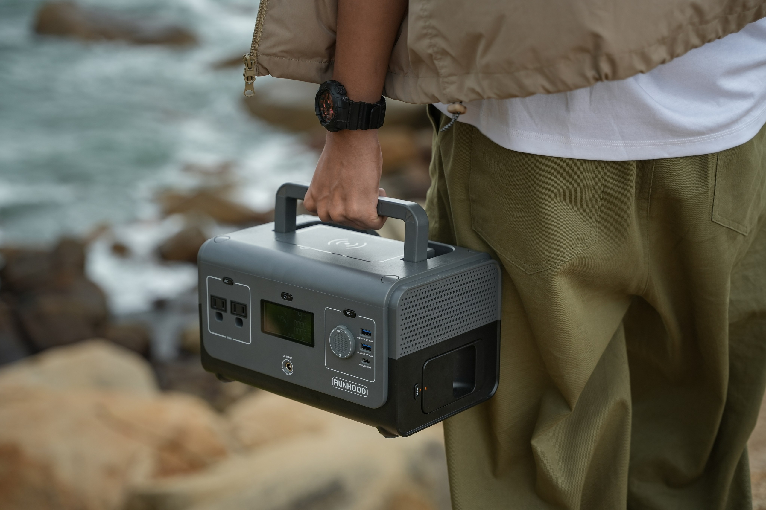 Runhood. Photographer and videographer in China