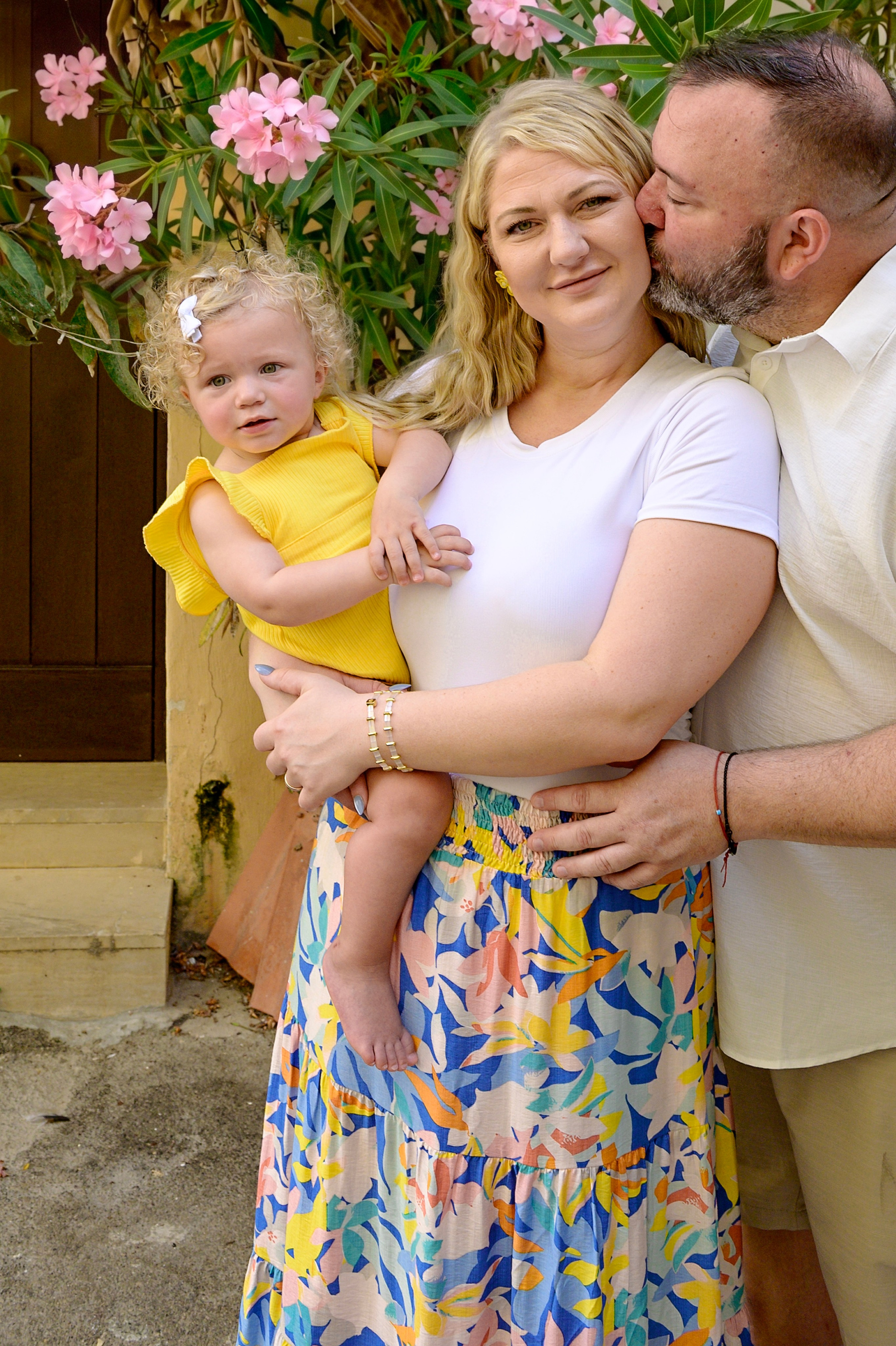 Sunny Walk in Gallipoli with Megan’s Big Family. Vacation & Portrait Photographer in Puglia and Matera| Romantic Photo Walks in Italy
