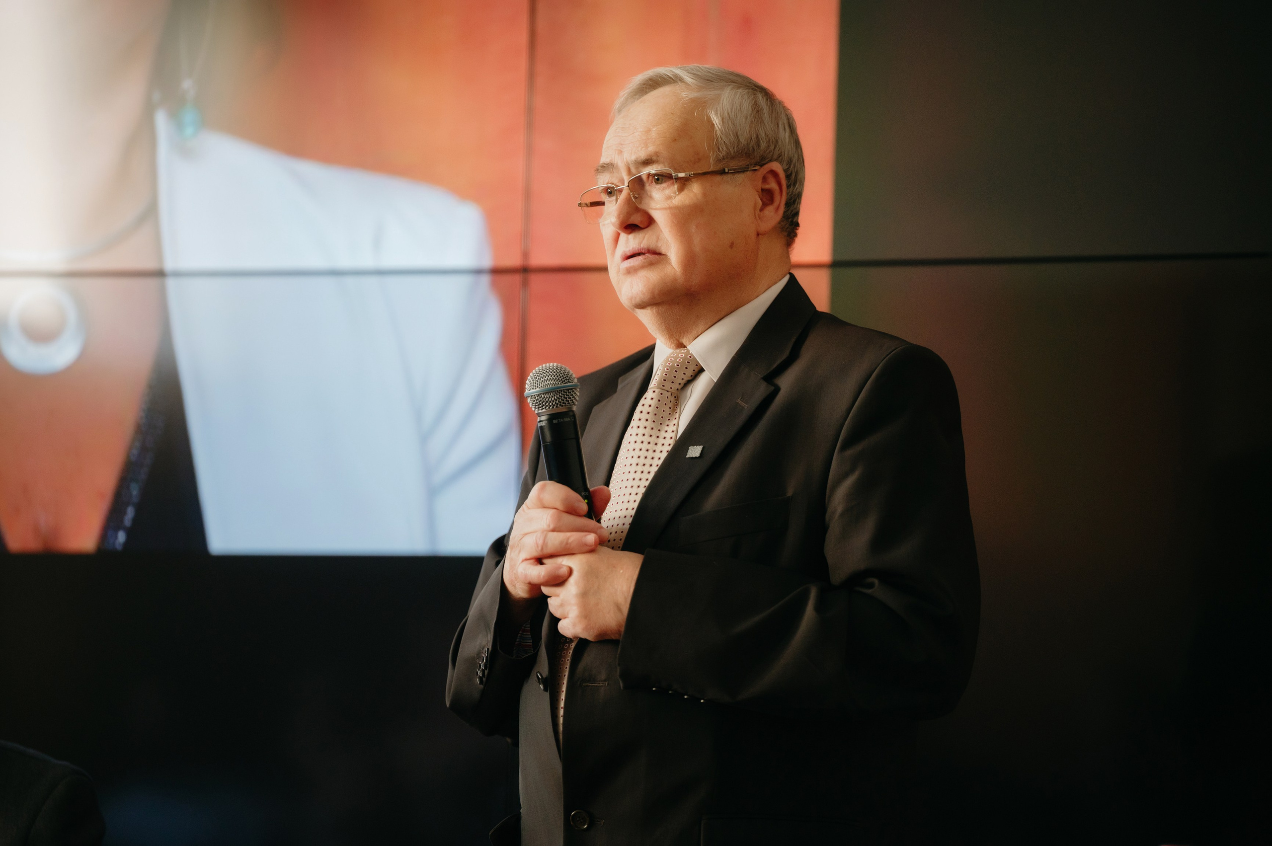 Medicina Veterinara — dupa 30 de ani…. Laurentiu Stefan StoryTeller