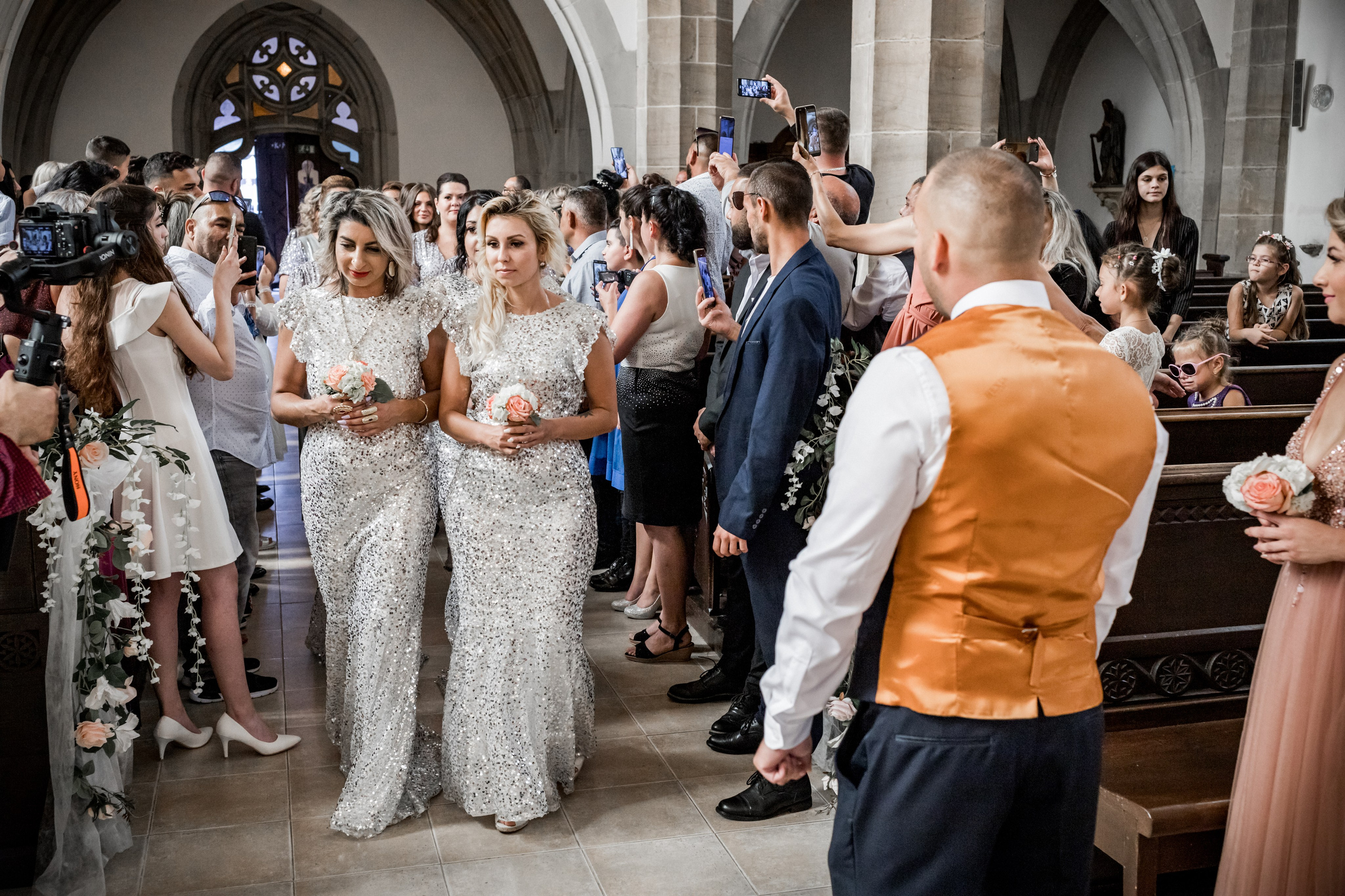 Pavel & Yveta. Svatební fotograf a kameraman v Česku a po celé Evropě — Teplice, Ústí nad Labem, Praha, Drážďany
