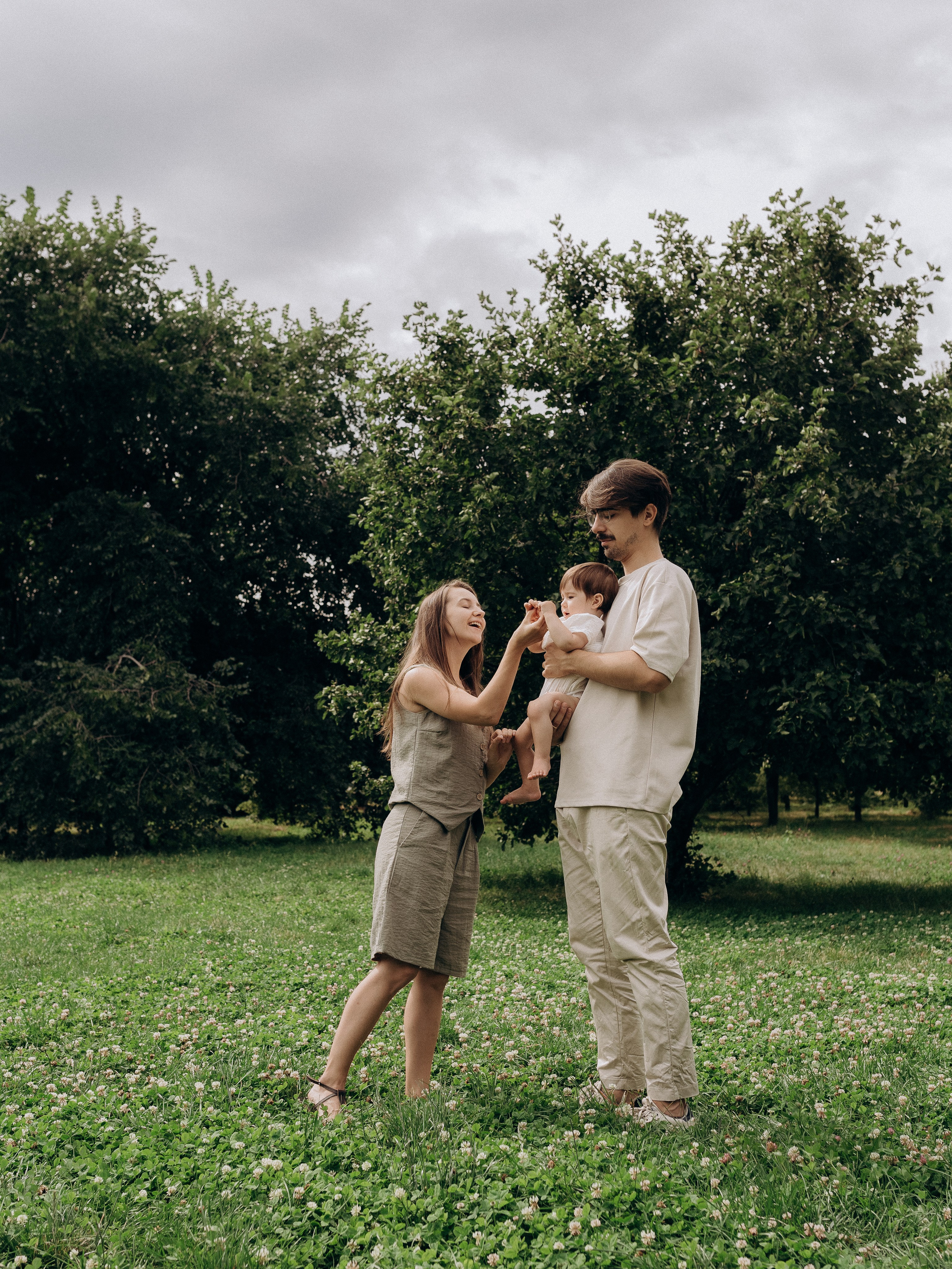 Ульяне годик. Индивидуальный и love story фотограф в Алматы Шарычева Ирина