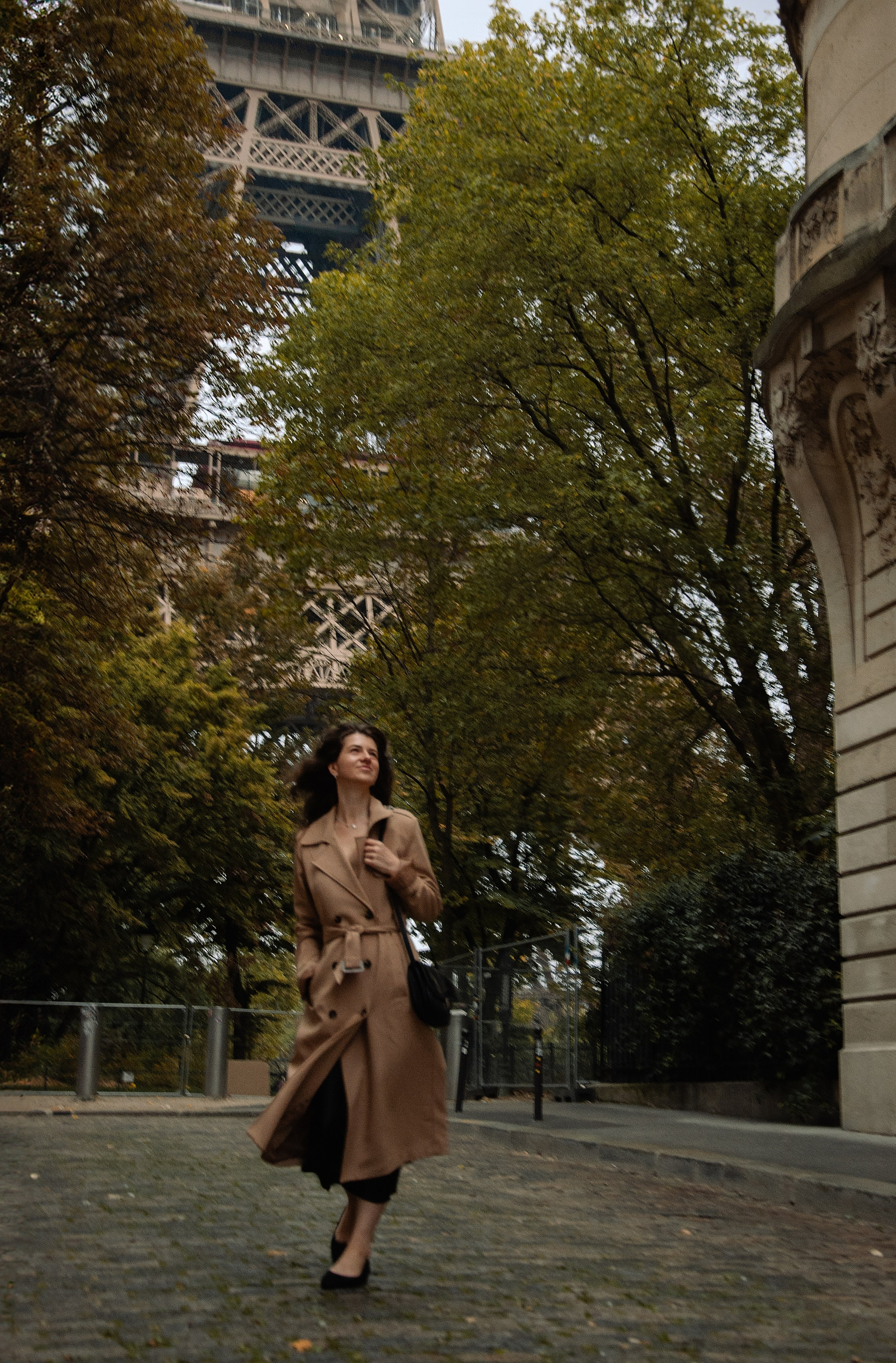 Rainy Paris Photoshoot. Paris photographer — Polina Osipova