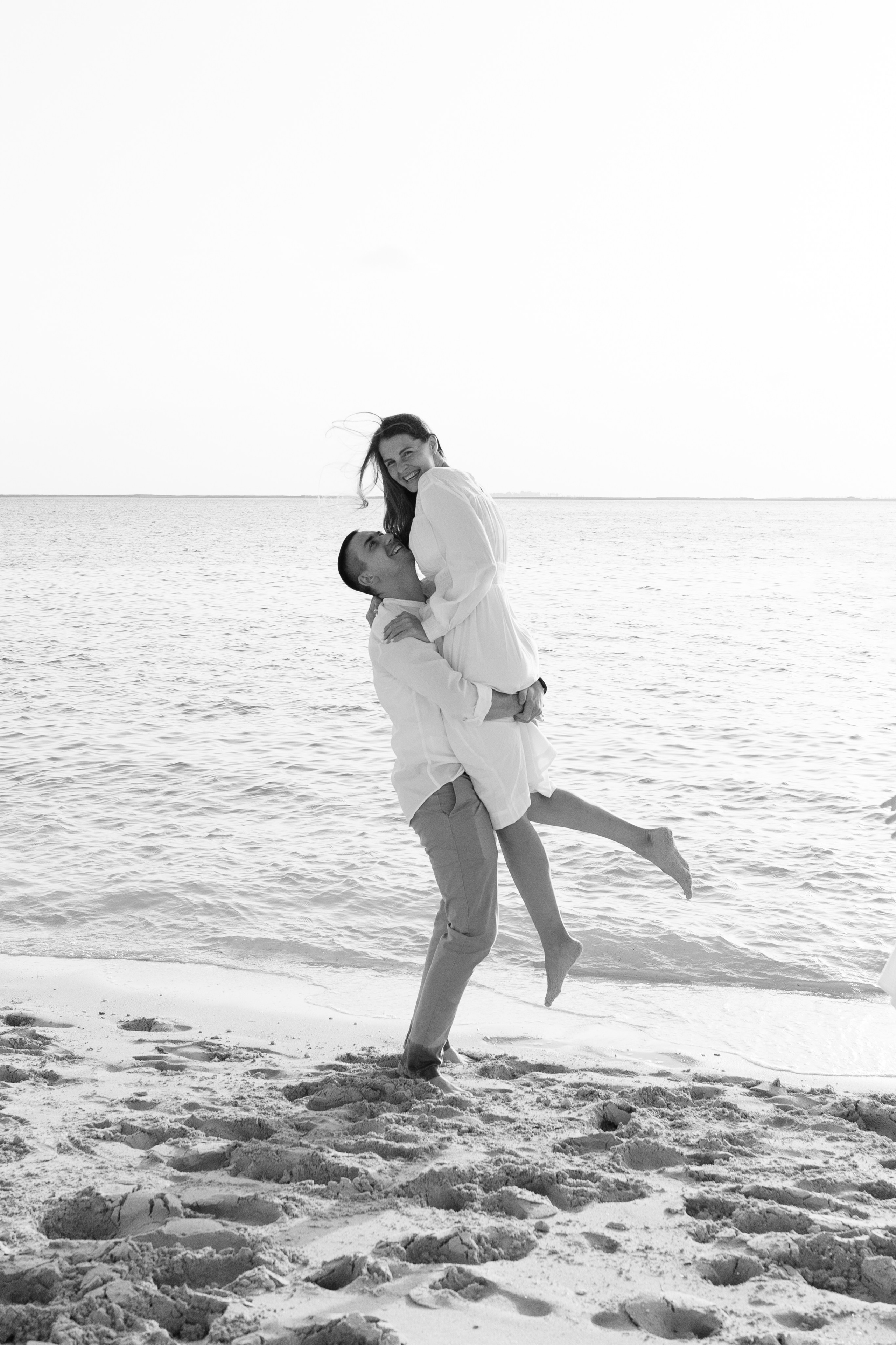 Ksenya’s Family at Hudayriyat island. Professional Photographer Abu Dhabi, Dubai — Yulia Ismoilova | 2025