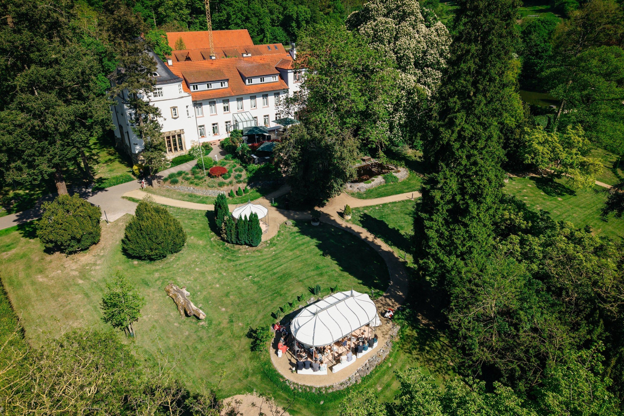 Authentic Wedding Film — Hofgut Dippelshof Darmstadt | Spring Wedding with Live Music & Drone Footage. Wedding photographer & videographer in Germany and Frankfurt | Denis Mirosnik